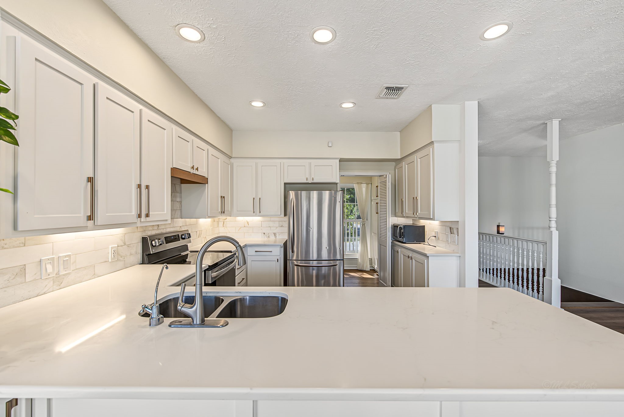 509 Brook Hollow Drive, Conroe, TX 77385