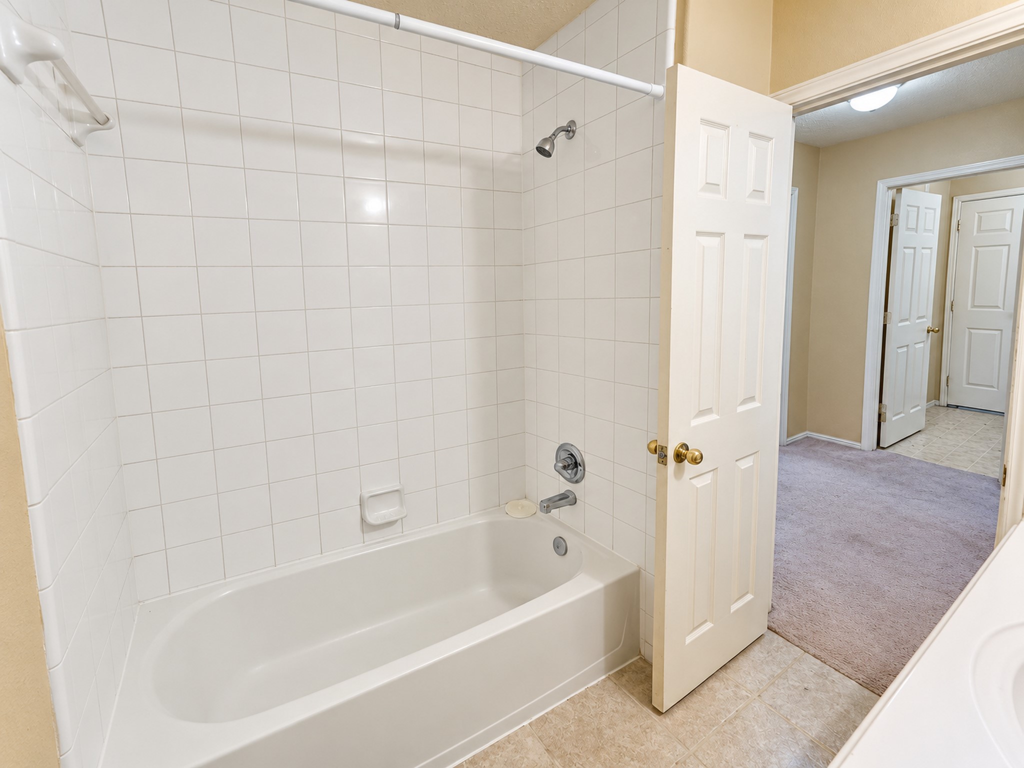 15607 Barber Grove Lane, Houston, TX 77095