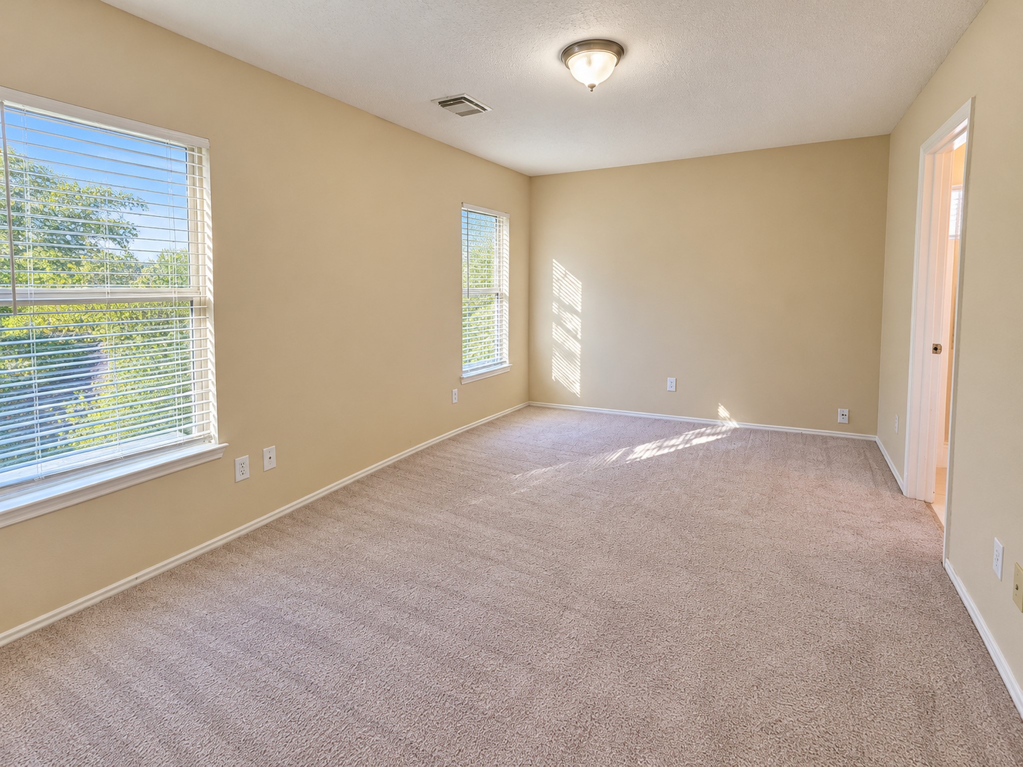 15607 Barber Grove Lane, Houston, TX 77095