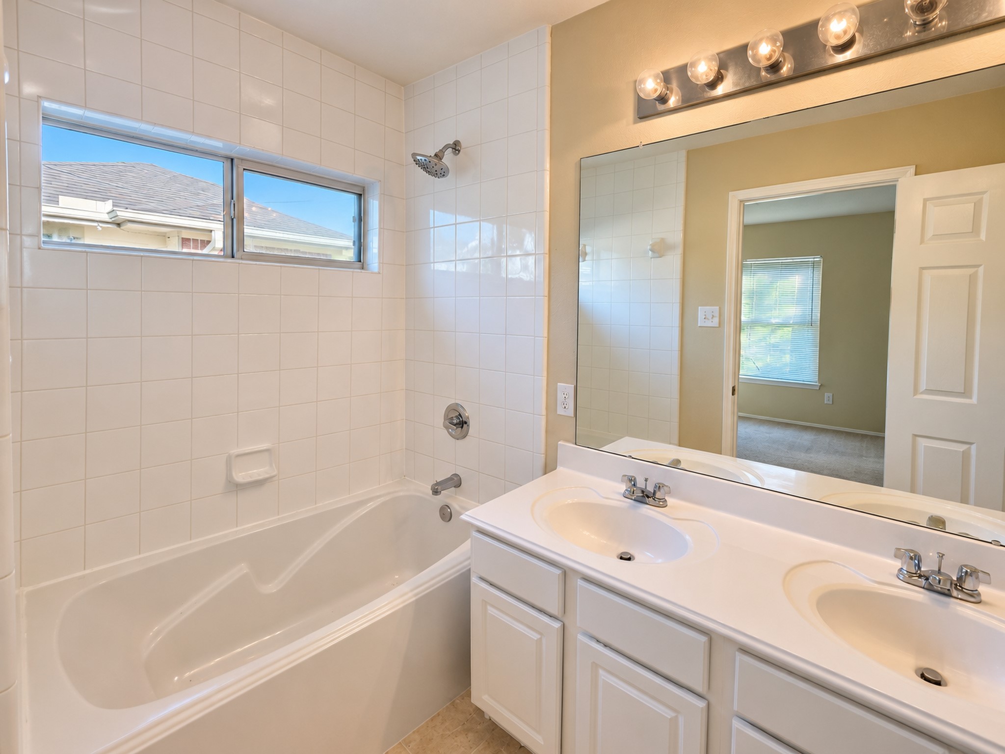 15607 Barber Grove Lane, Houston, TX 77095