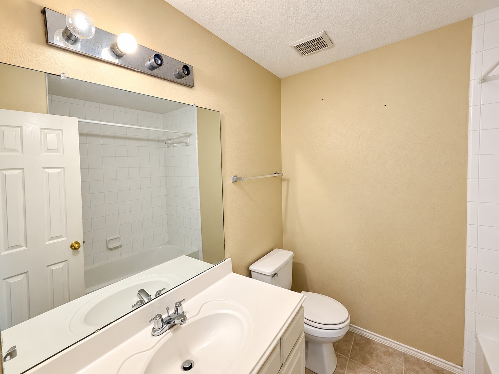 15607 Barber Grove Lane, Houston, TX 77095