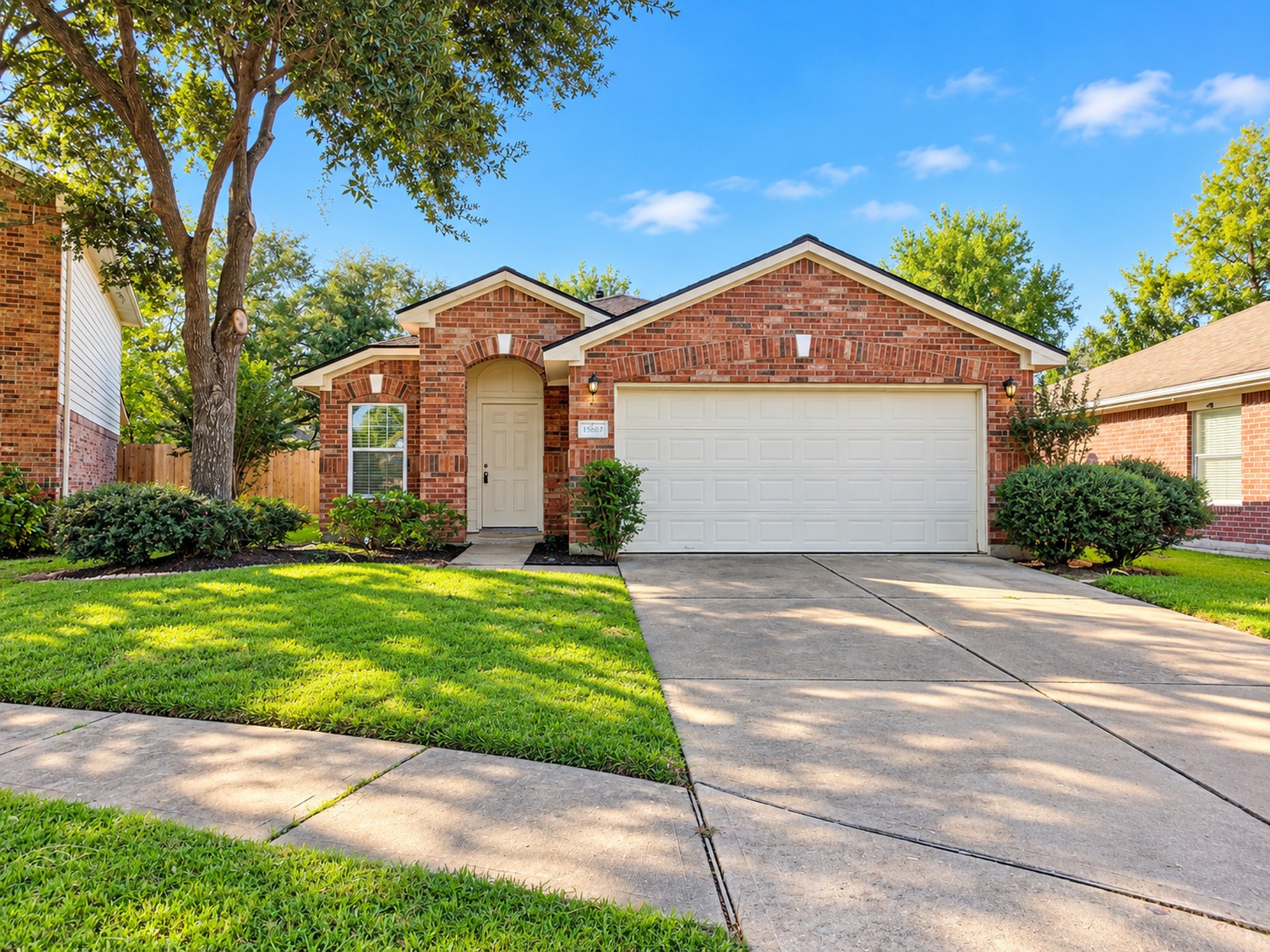15607 Barber Grove Lane, Houston, TX 77095