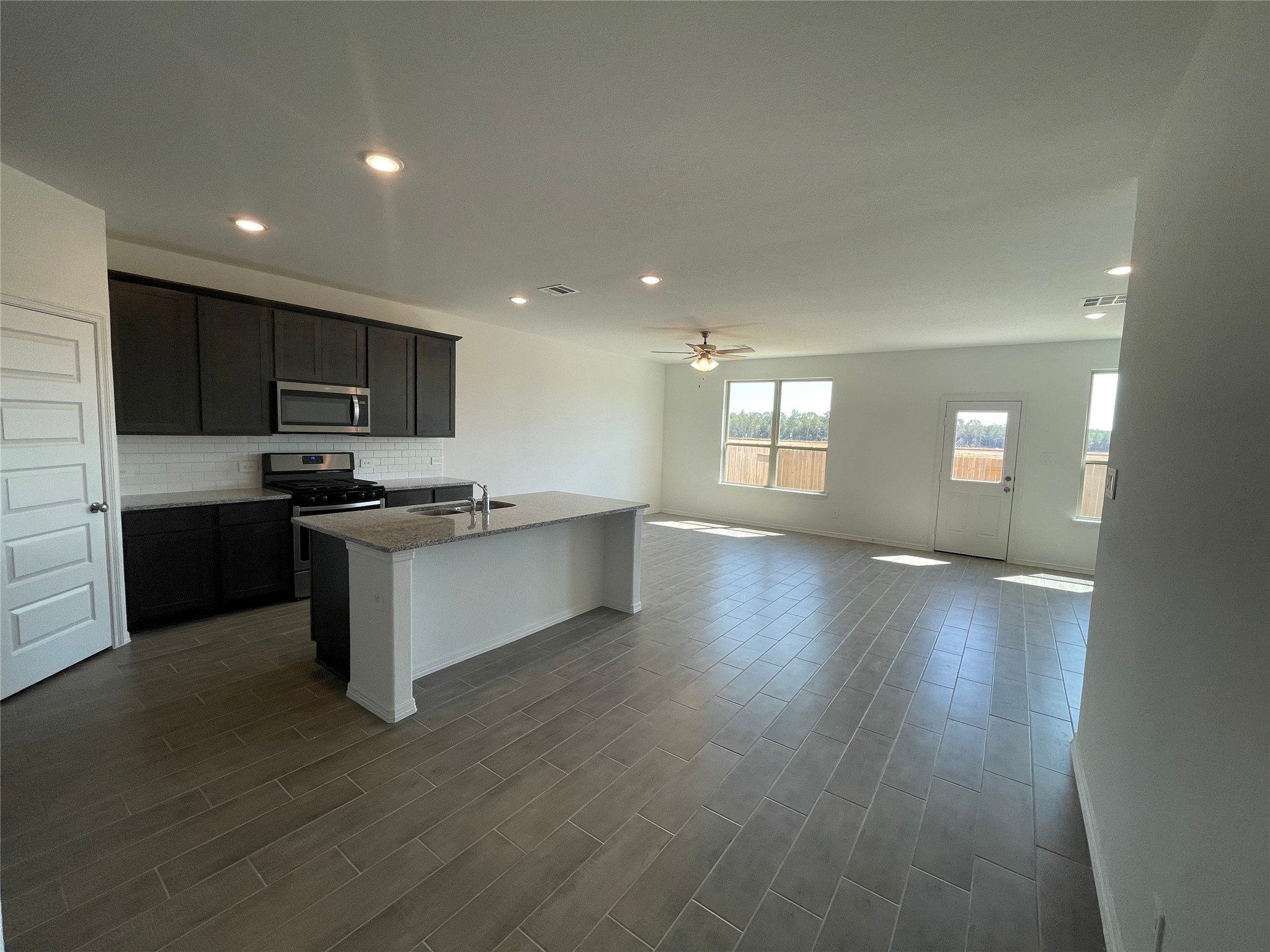 9669 Caney Trails Road, Conroe, TX 77303