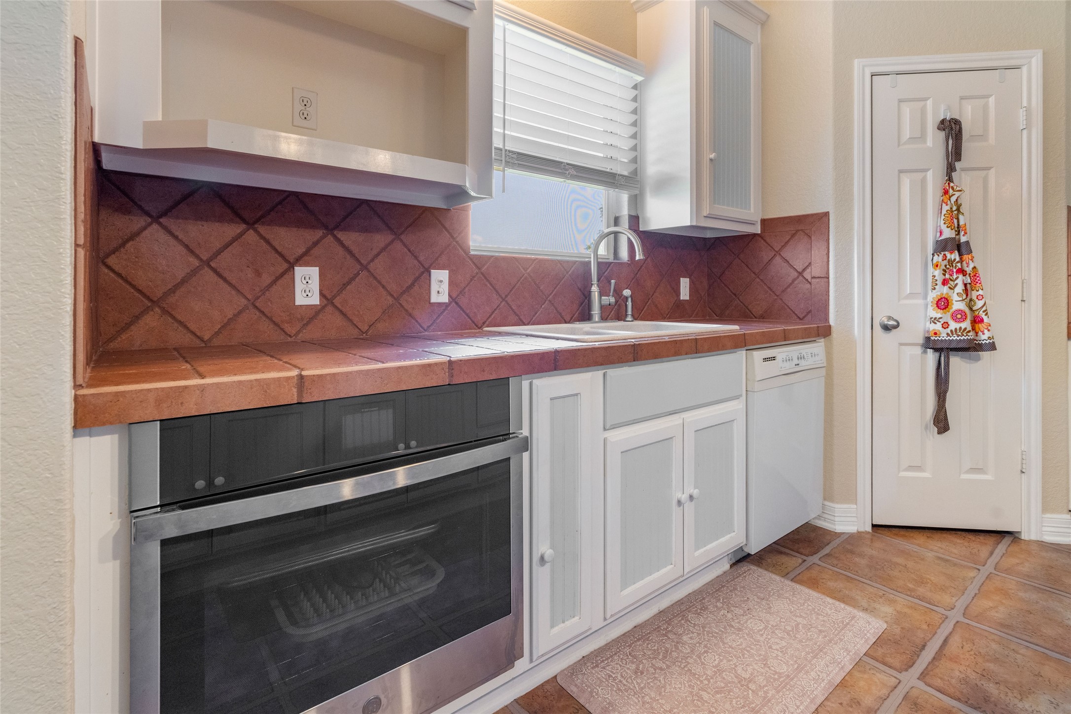3805 County Road 160, Alvin, TX 77511