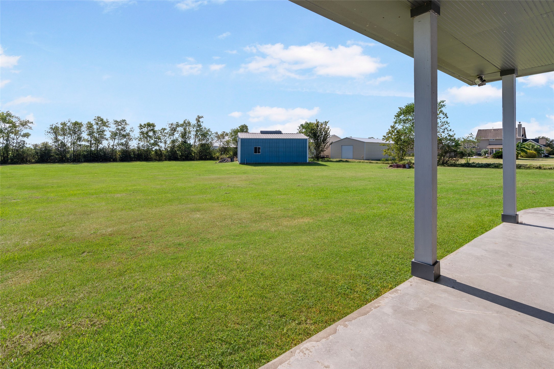 3805 County Road 160, Alvin, TX 77511