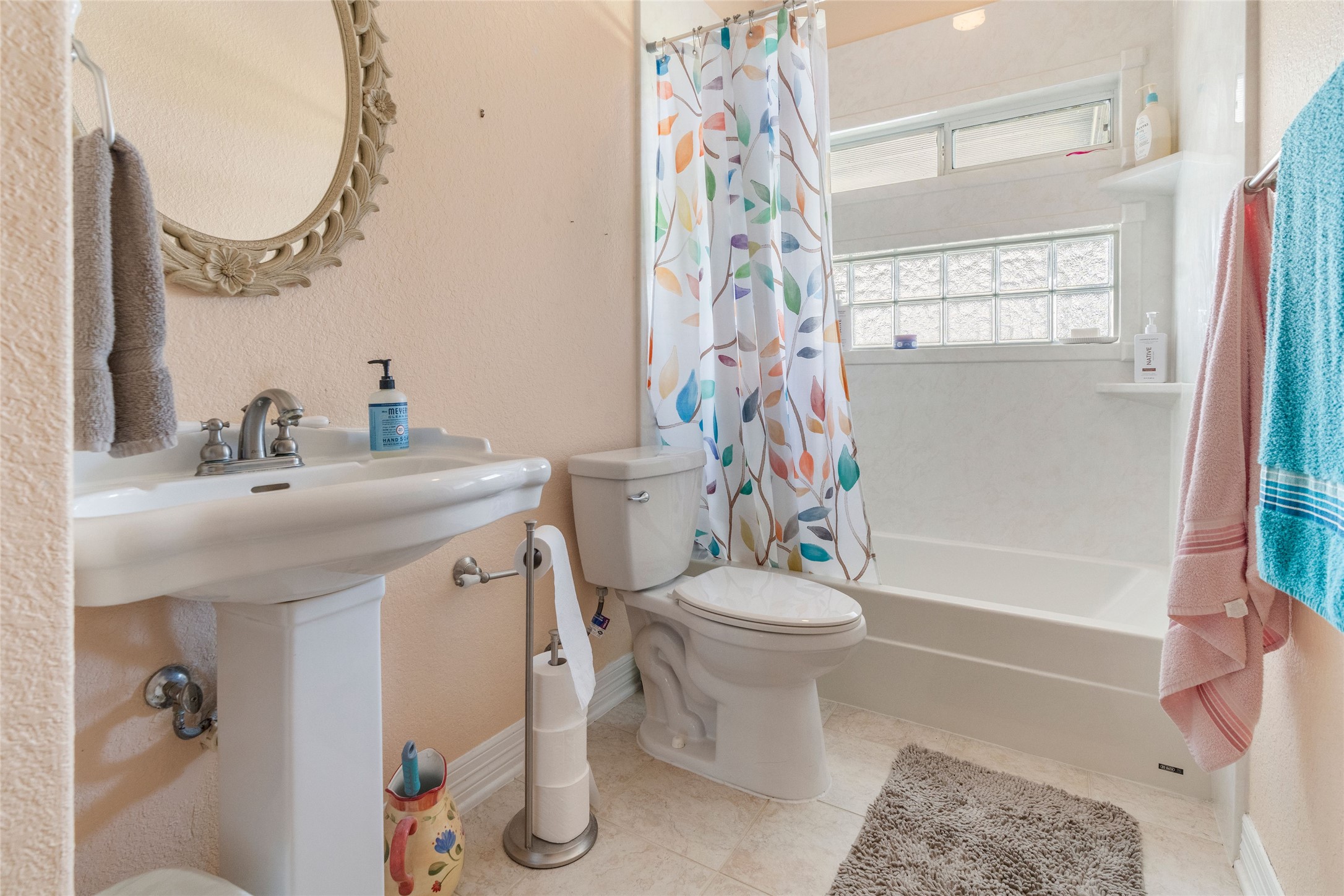 3805 County Road 160, Alvin, TX 77511