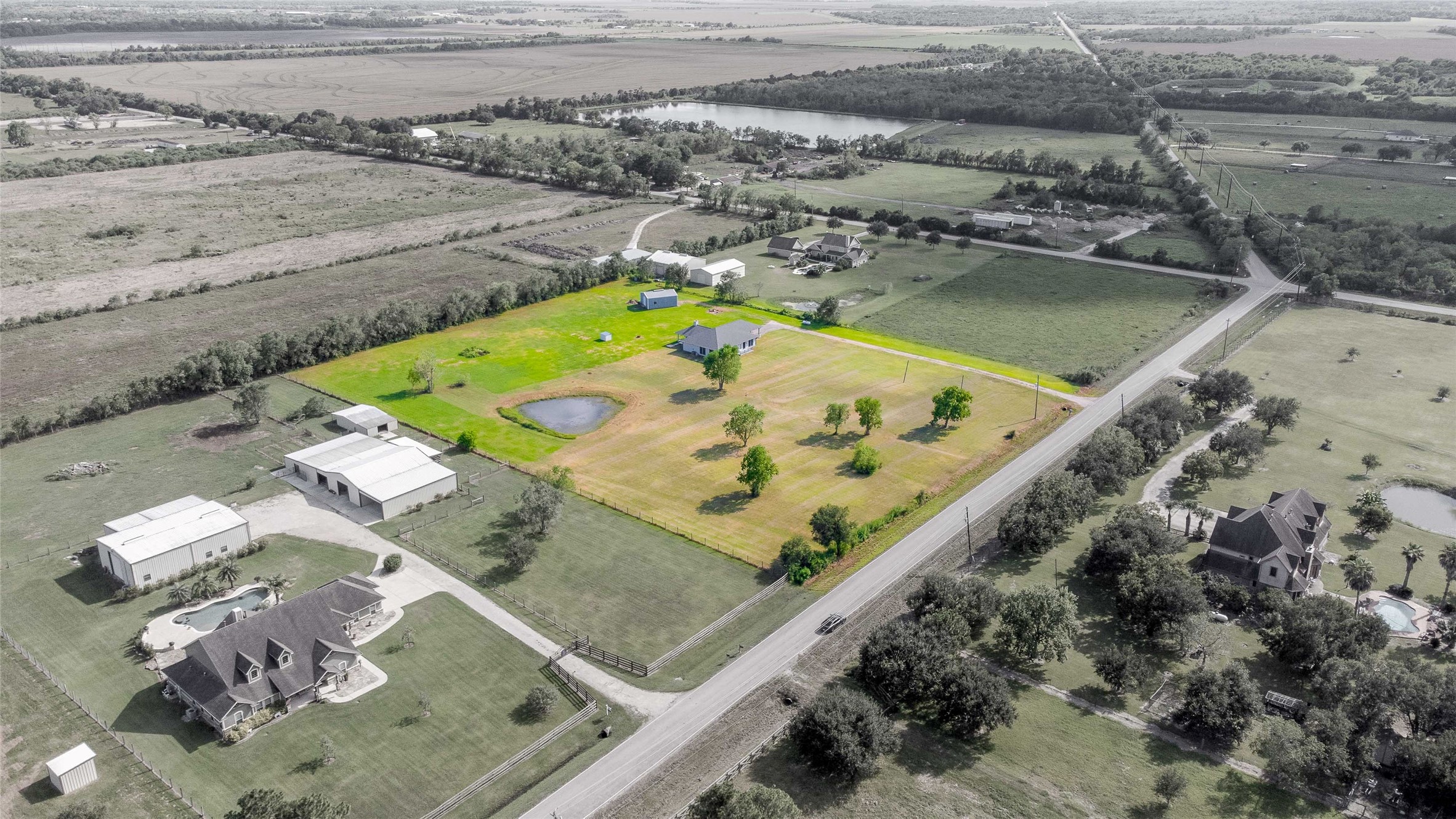 3805 County Road 160, Alvin, TX 77511