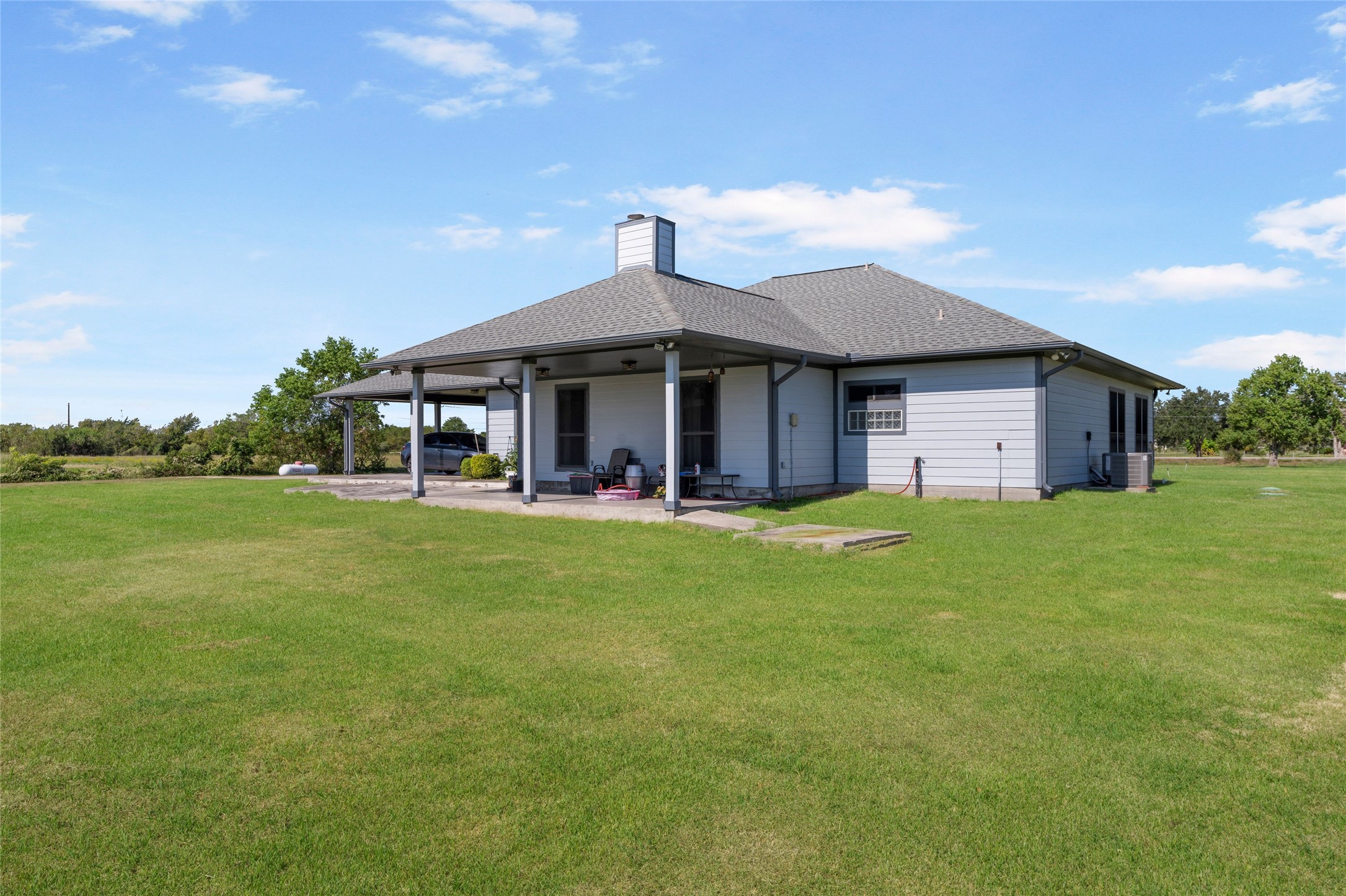 3805 County Road 160, Alvin, TX 77511