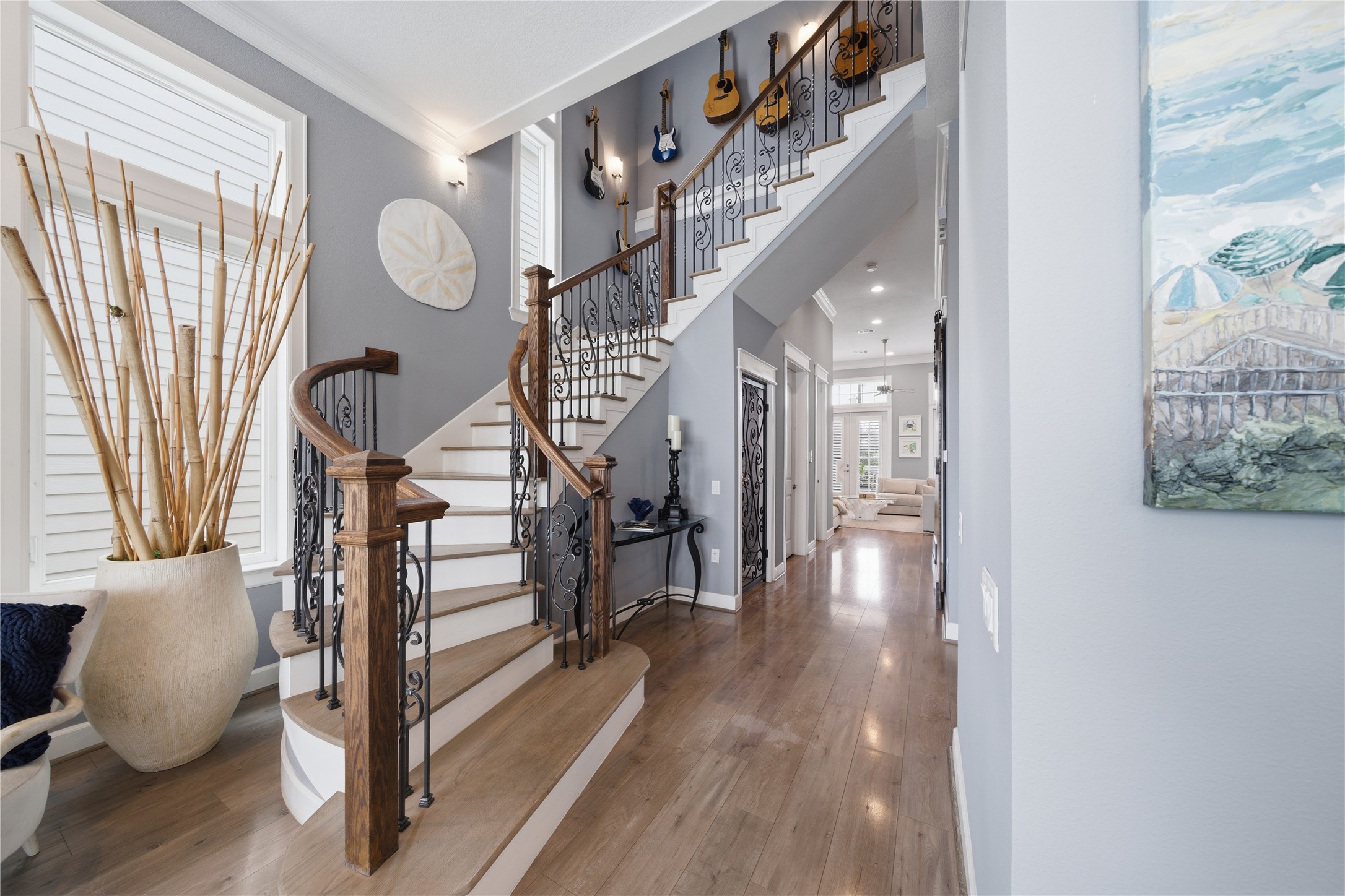 Another view of the gorgeous staircase.