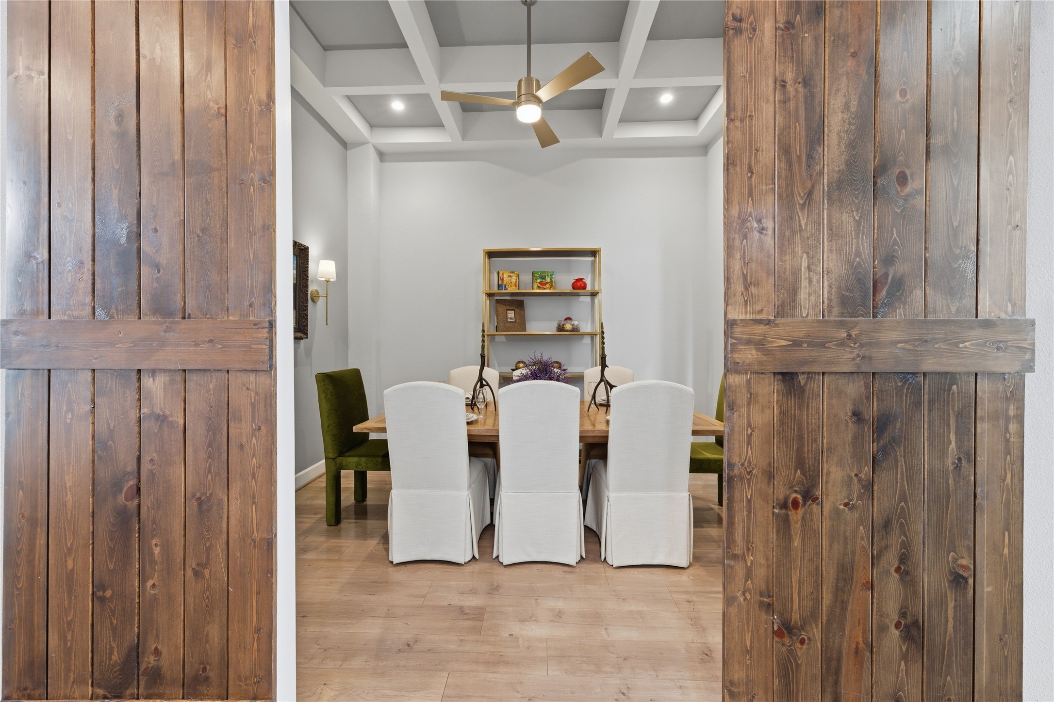 Opposite view of the dining room.