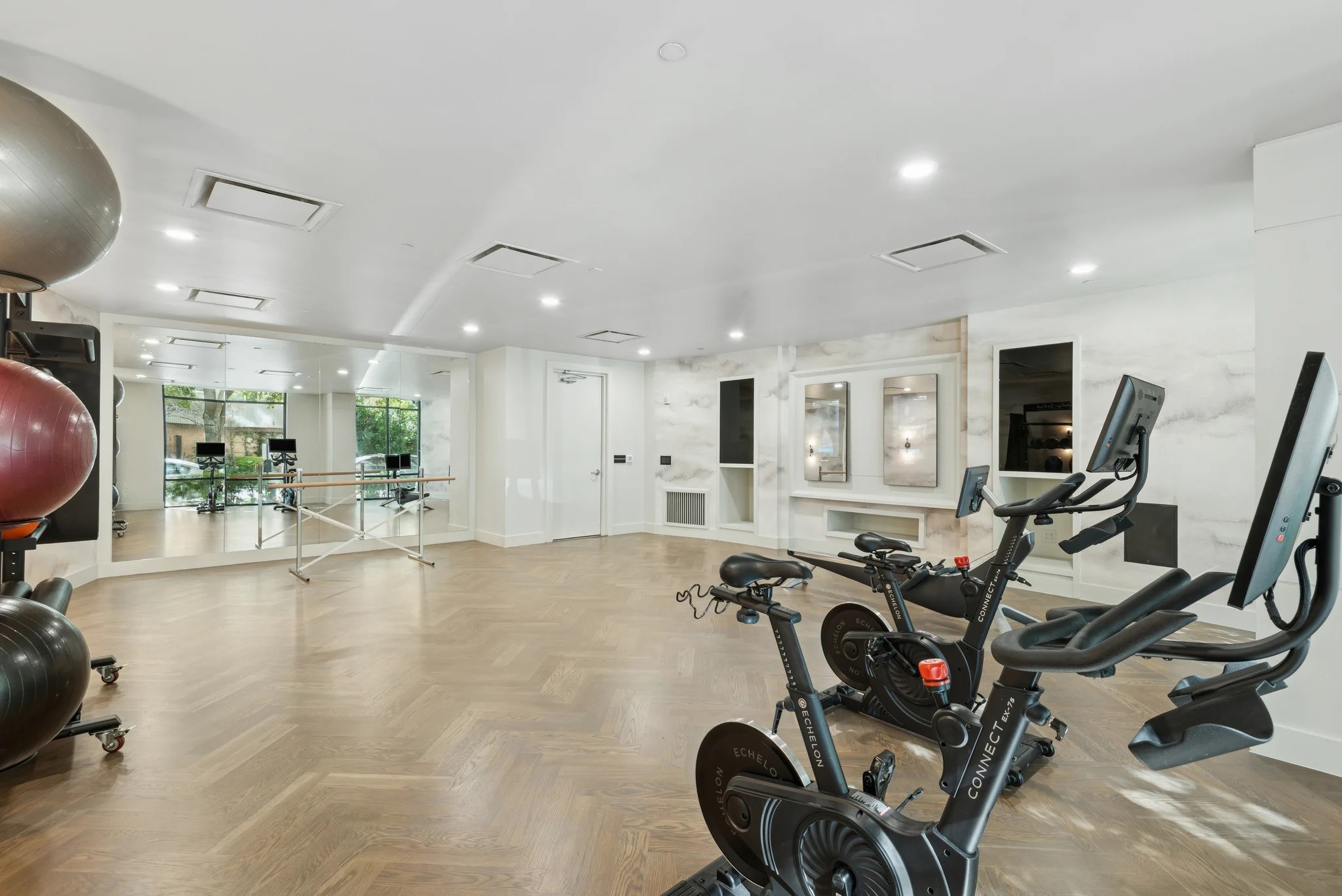 2724 Kipling Street, #130, Houston, TX 77098