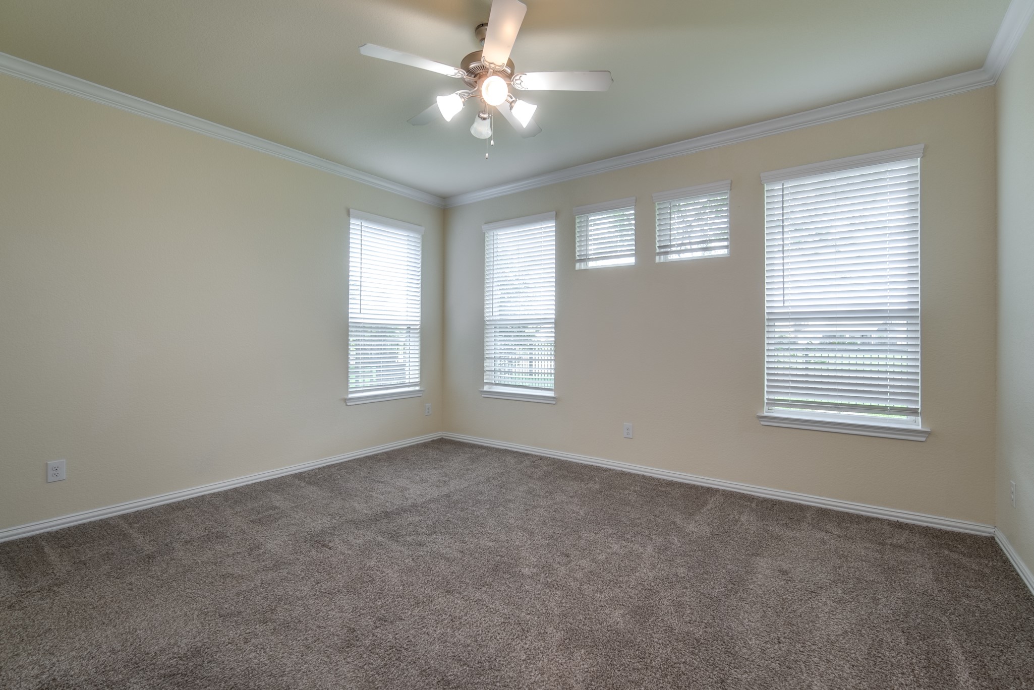 13018 Leisure Cove Drive, Texas City, TX 77568