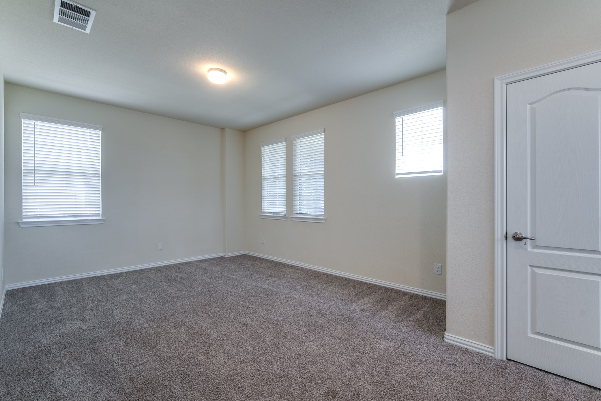 13018 Leisure Cove Drive, Texas City, TX 77568