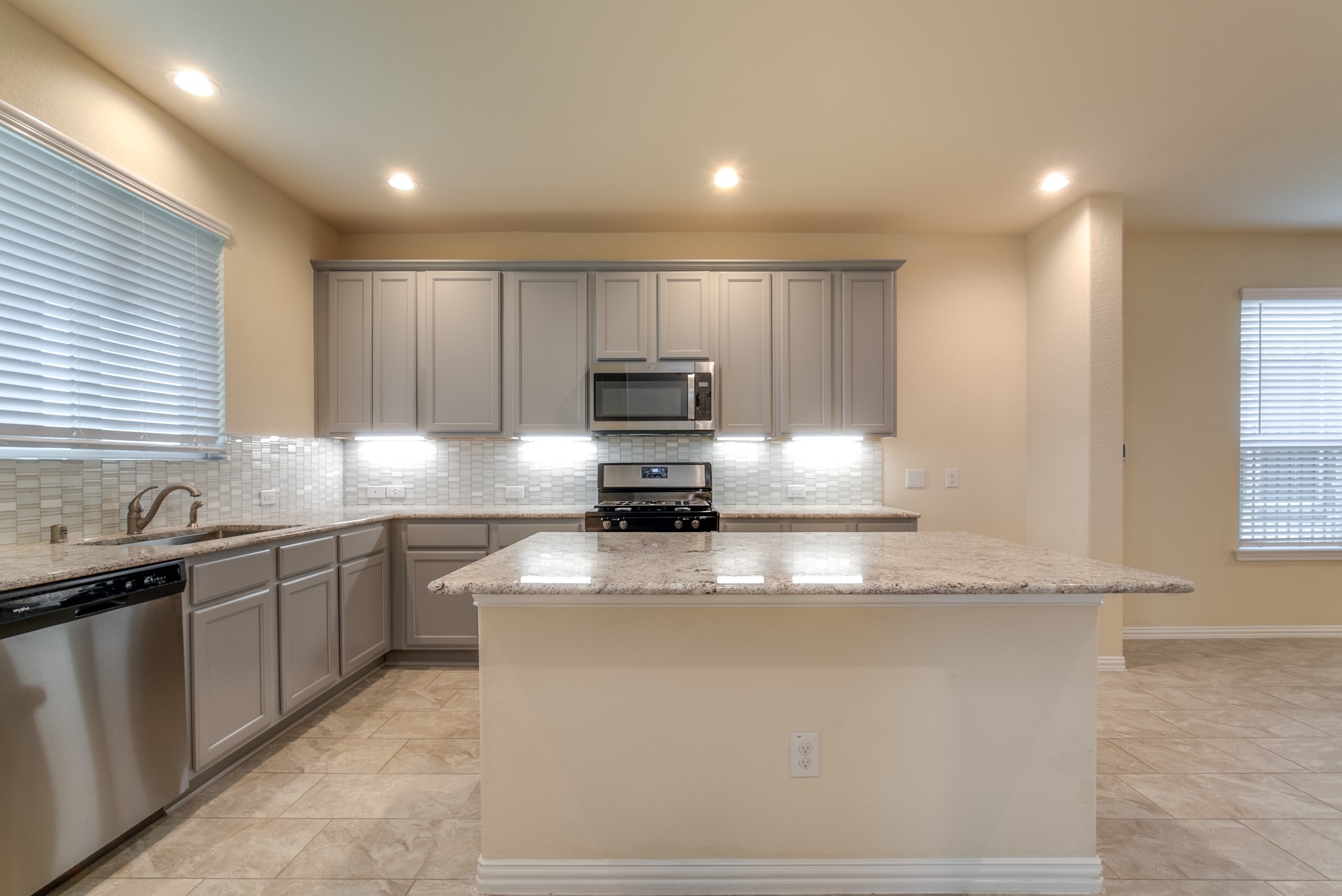 13018 Leisure Cove Drive, Texas City, TX 77568