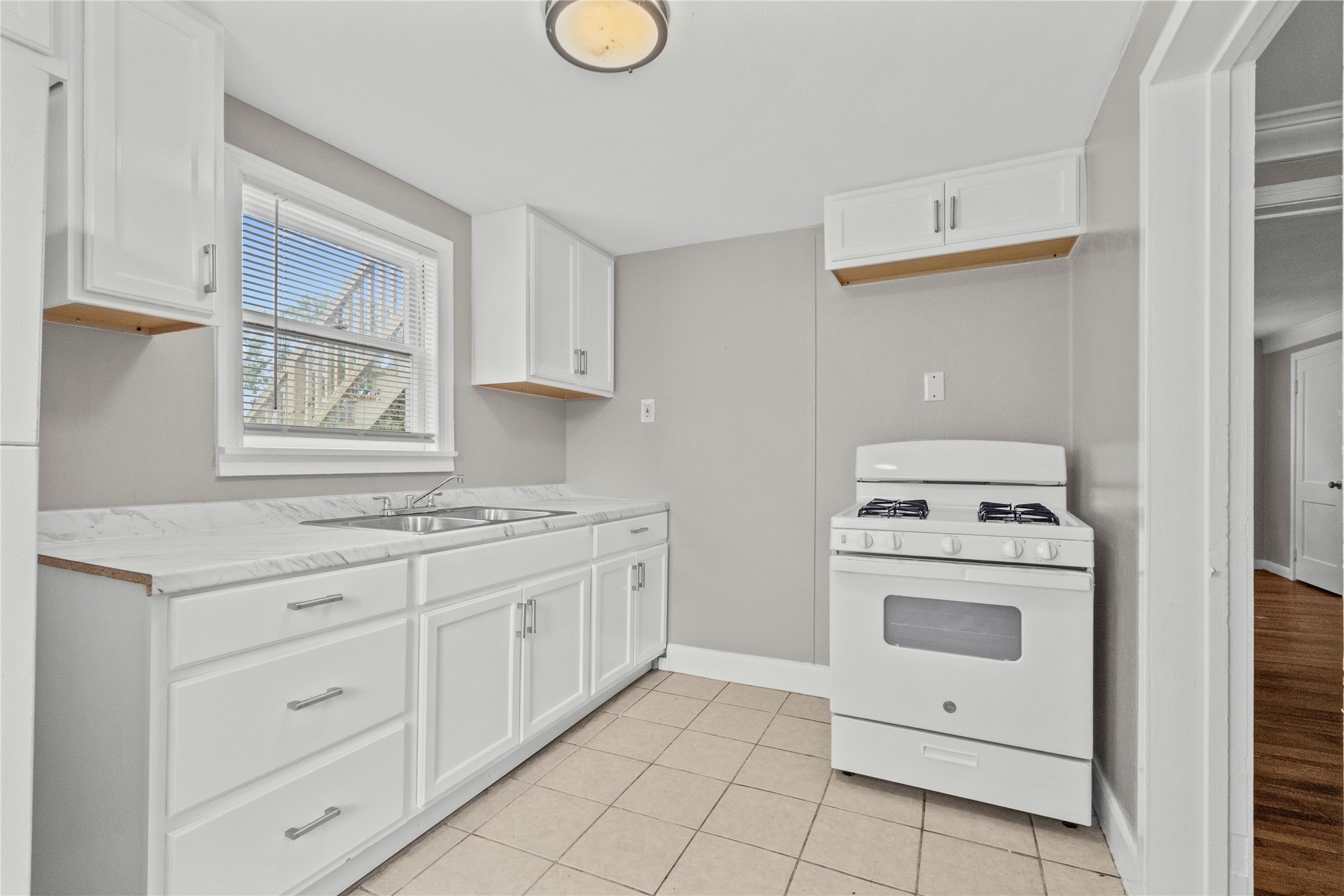 4020 Avenue O 1/2, #Down, Galveston, TX 77550
