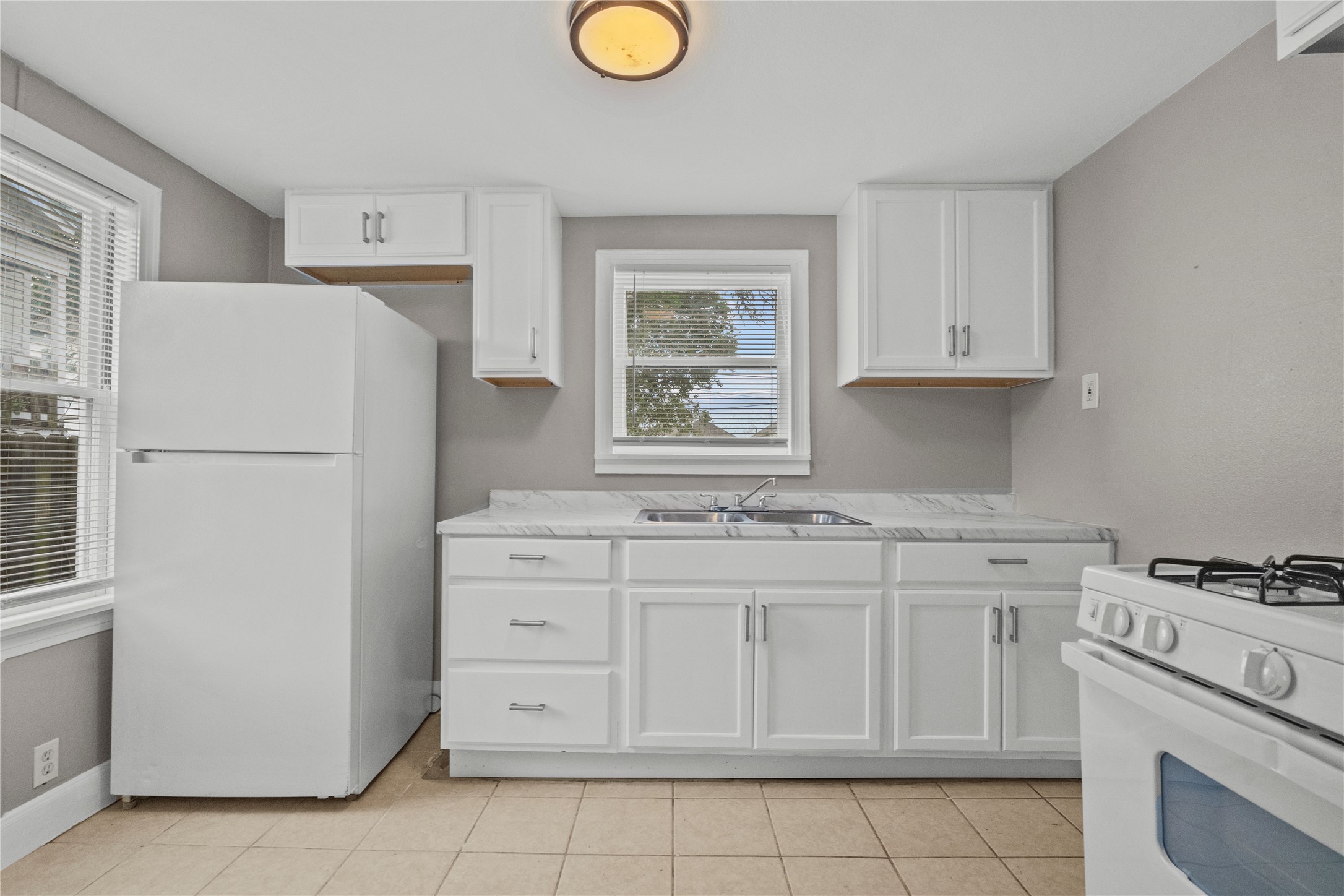 4020 Avenue O 1/2, #Down, Galveston, TX 77550