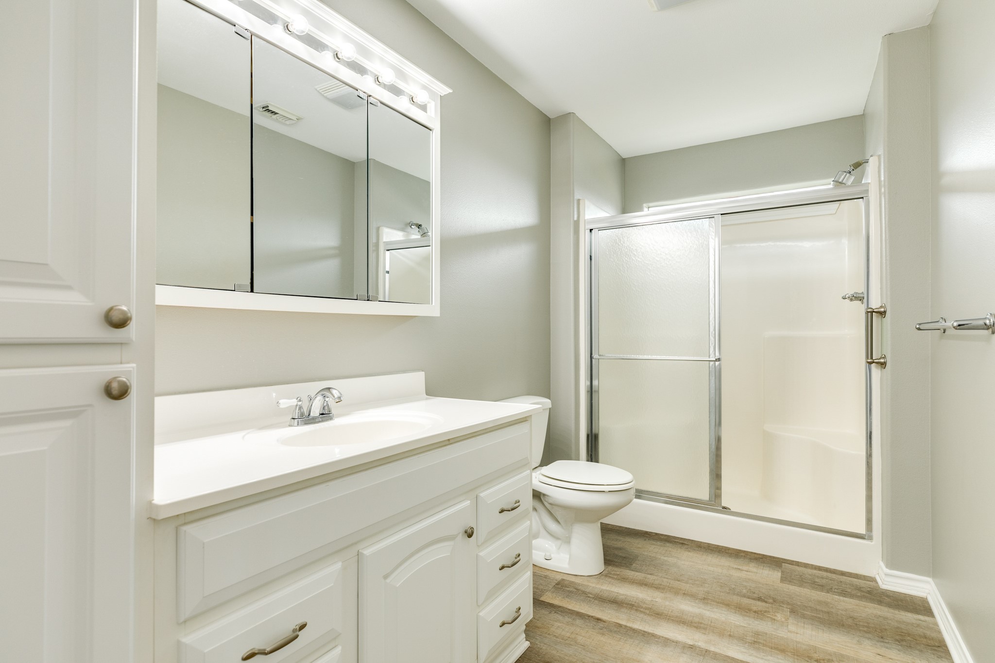 Hall bathroom