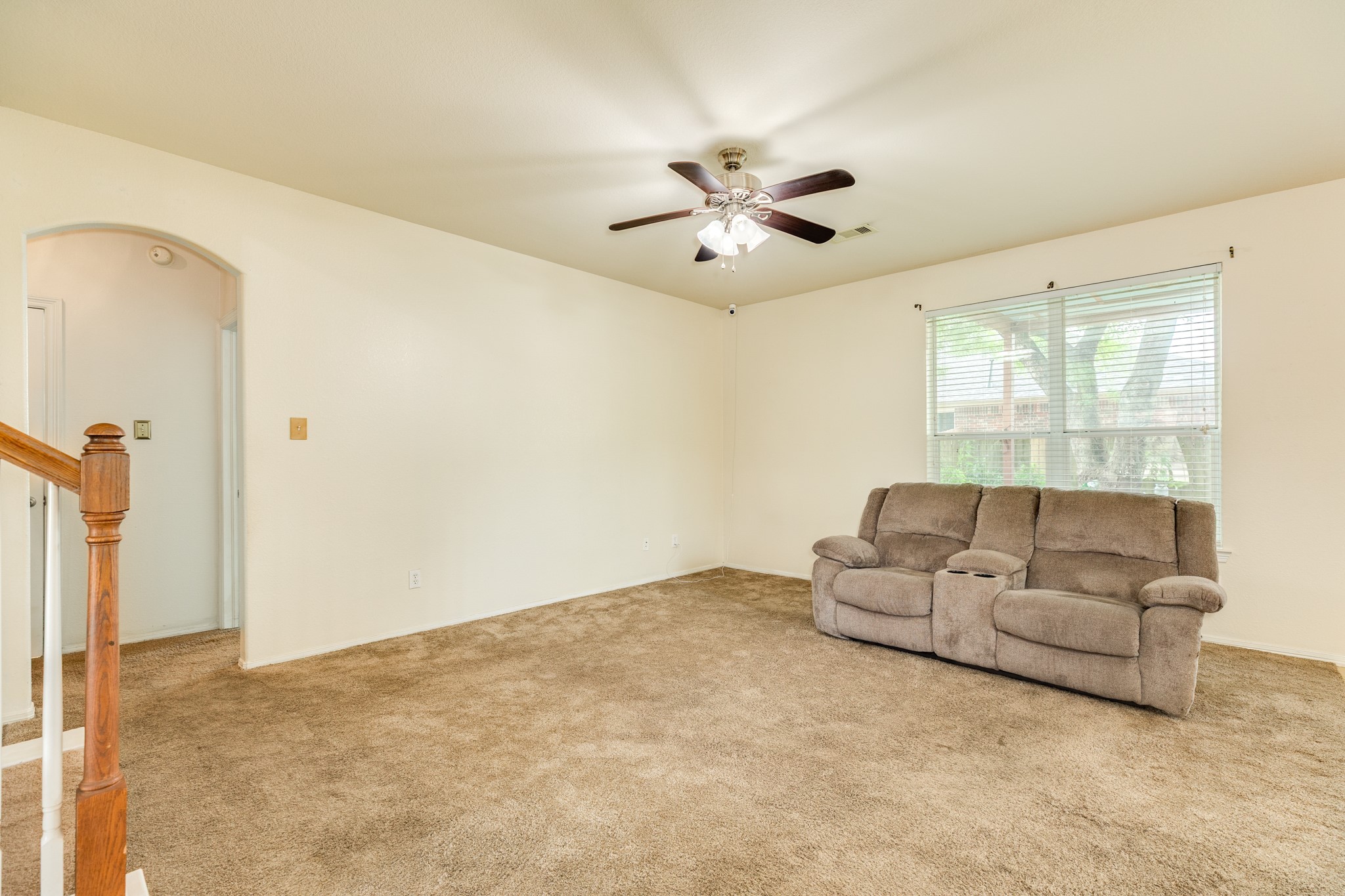 201 N Golden Oak Drive, Texas City, TX 77591