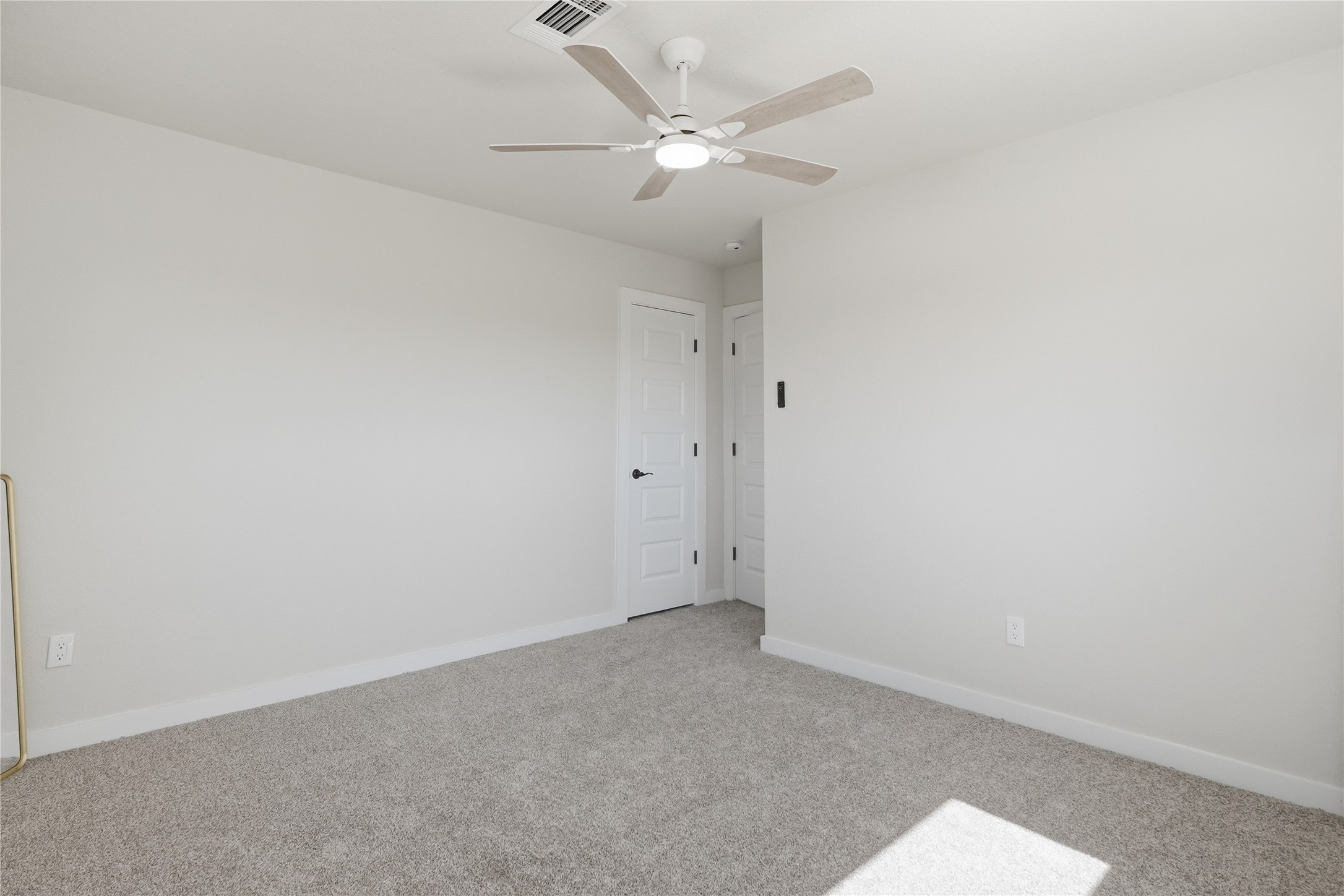 4918 Farmer Road, Alvin, TX 77511