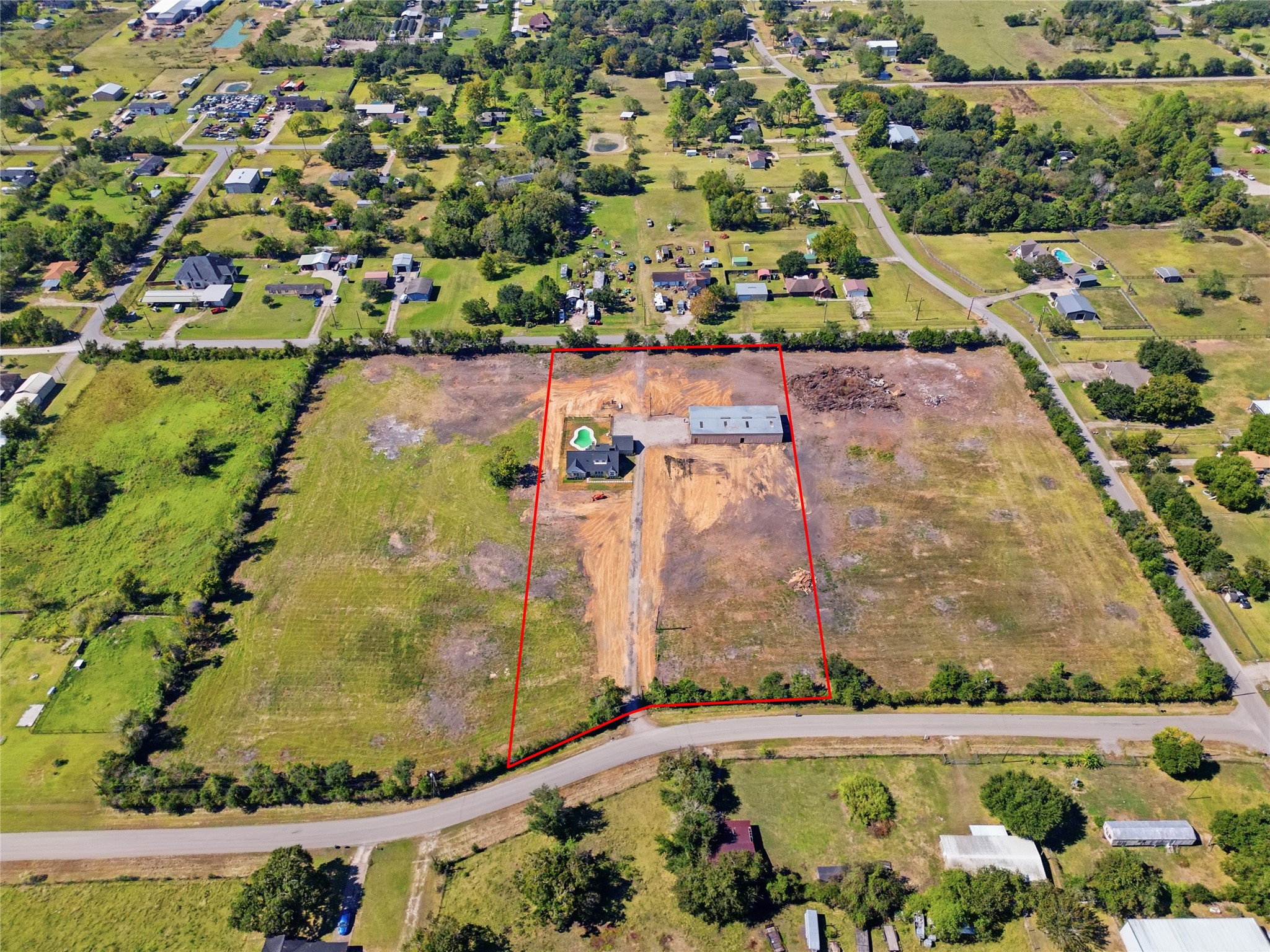 4918 Farmer Road, Alvin, TX 77511