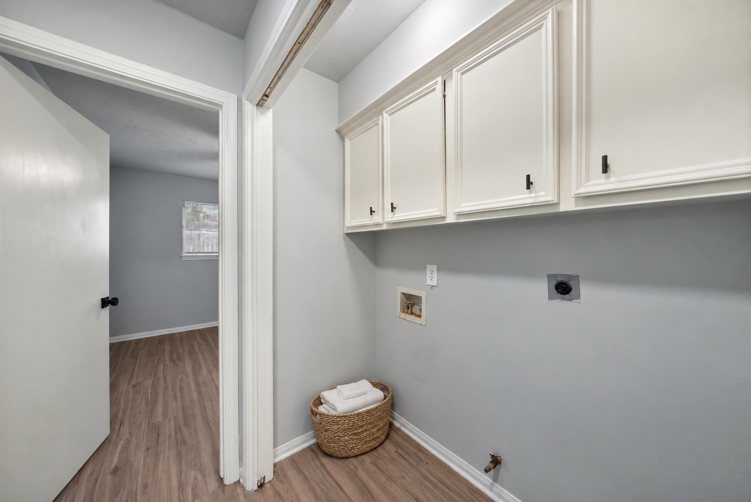 1725 Hazelwood Drive, Conroe, TX 77301