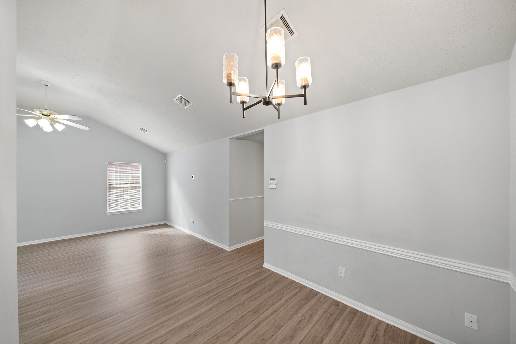 1725 Hazelwood Drive, Conroe, TX 77301