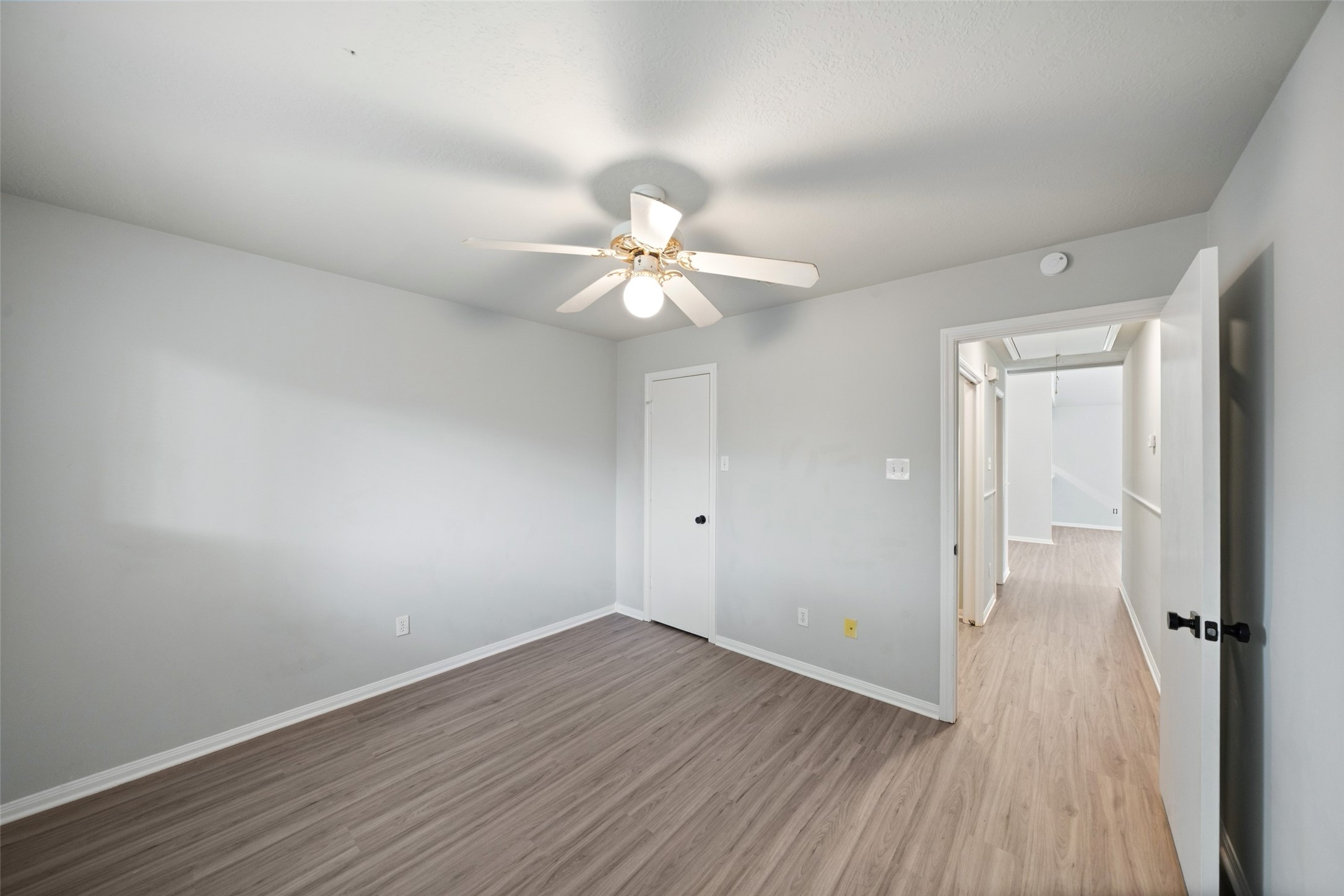 1725 Hazelwood Drive, Conroe, TX 77301