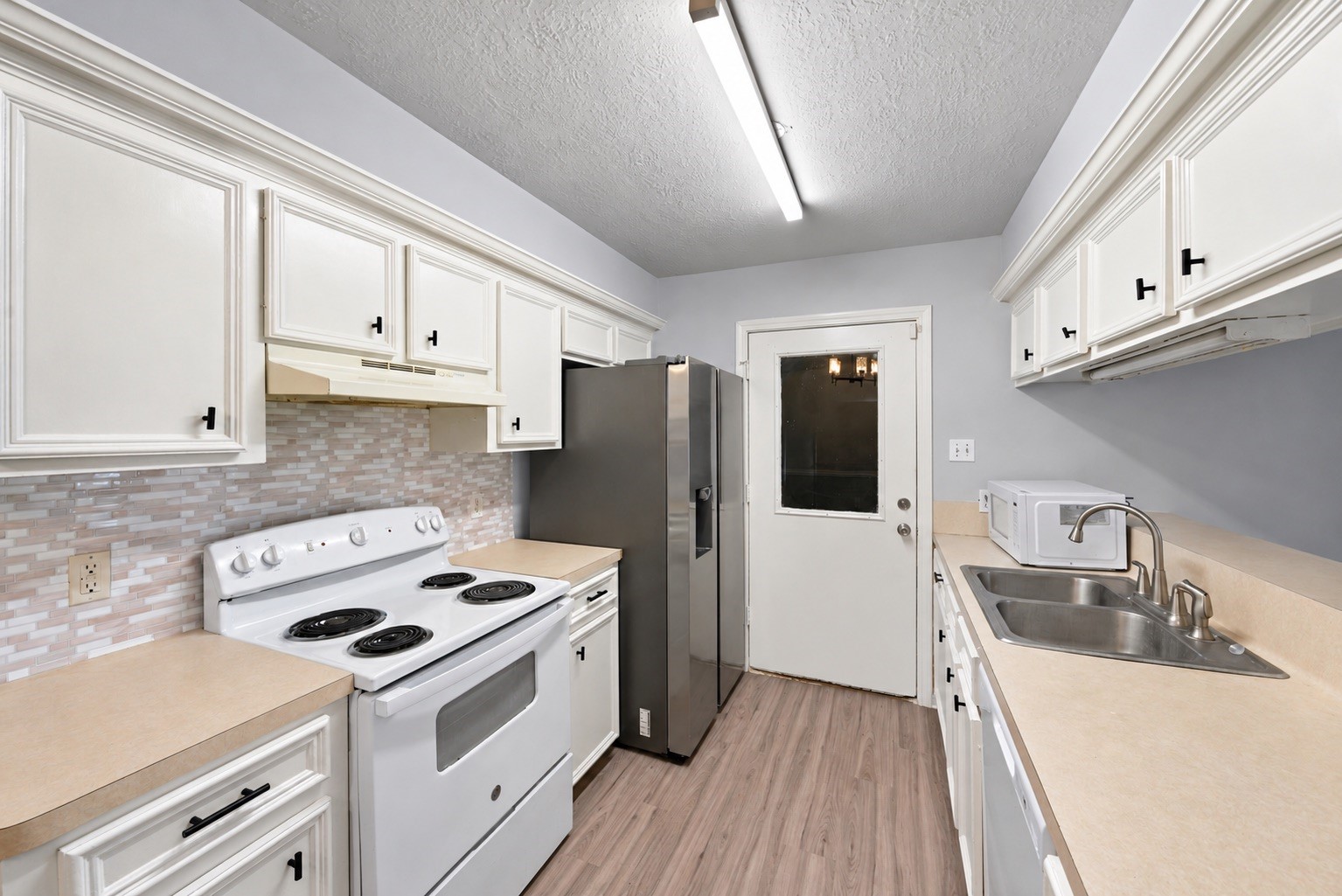 1725 Hazelwood Drive, Conroe, TX 77301