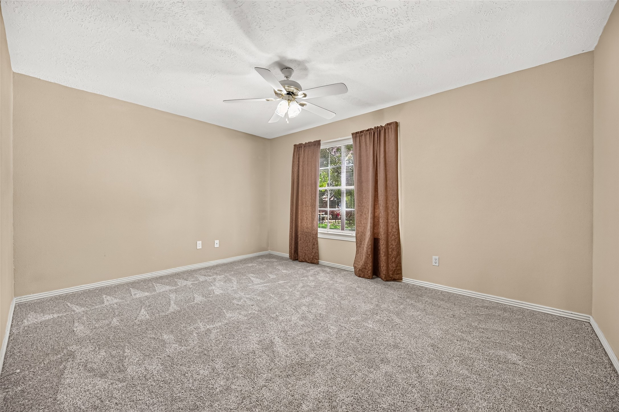 3643 Timothy Lane, Richmond, TX 77406