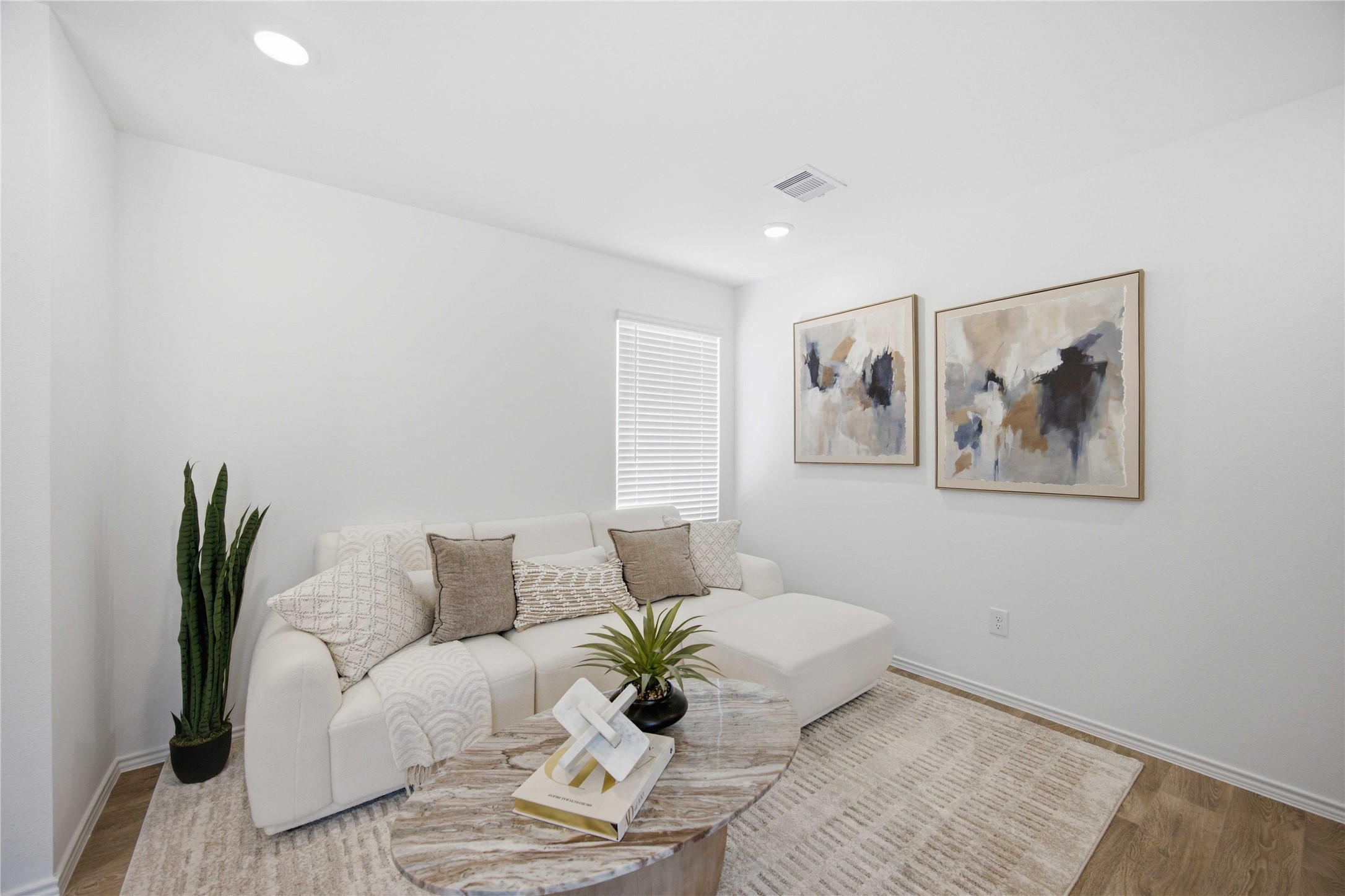6029 Pineapple Street, Houston, TX 77048