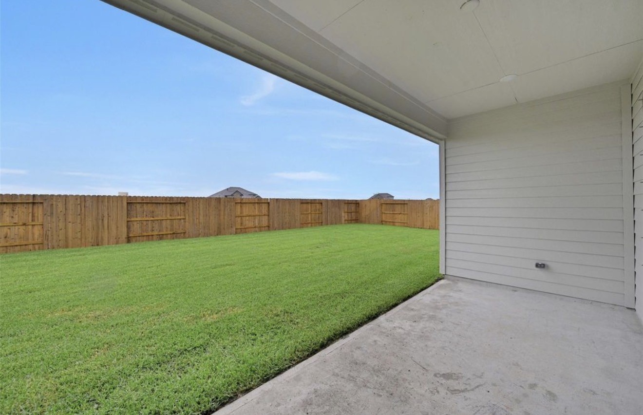 3306 Salton Sea Drive, Texas City, TX 77568