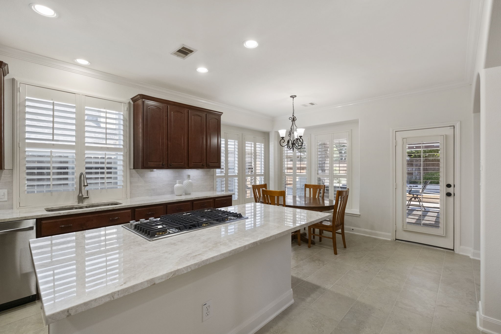 9215 Turtle Pond Lane, Missouri City, TX 77459