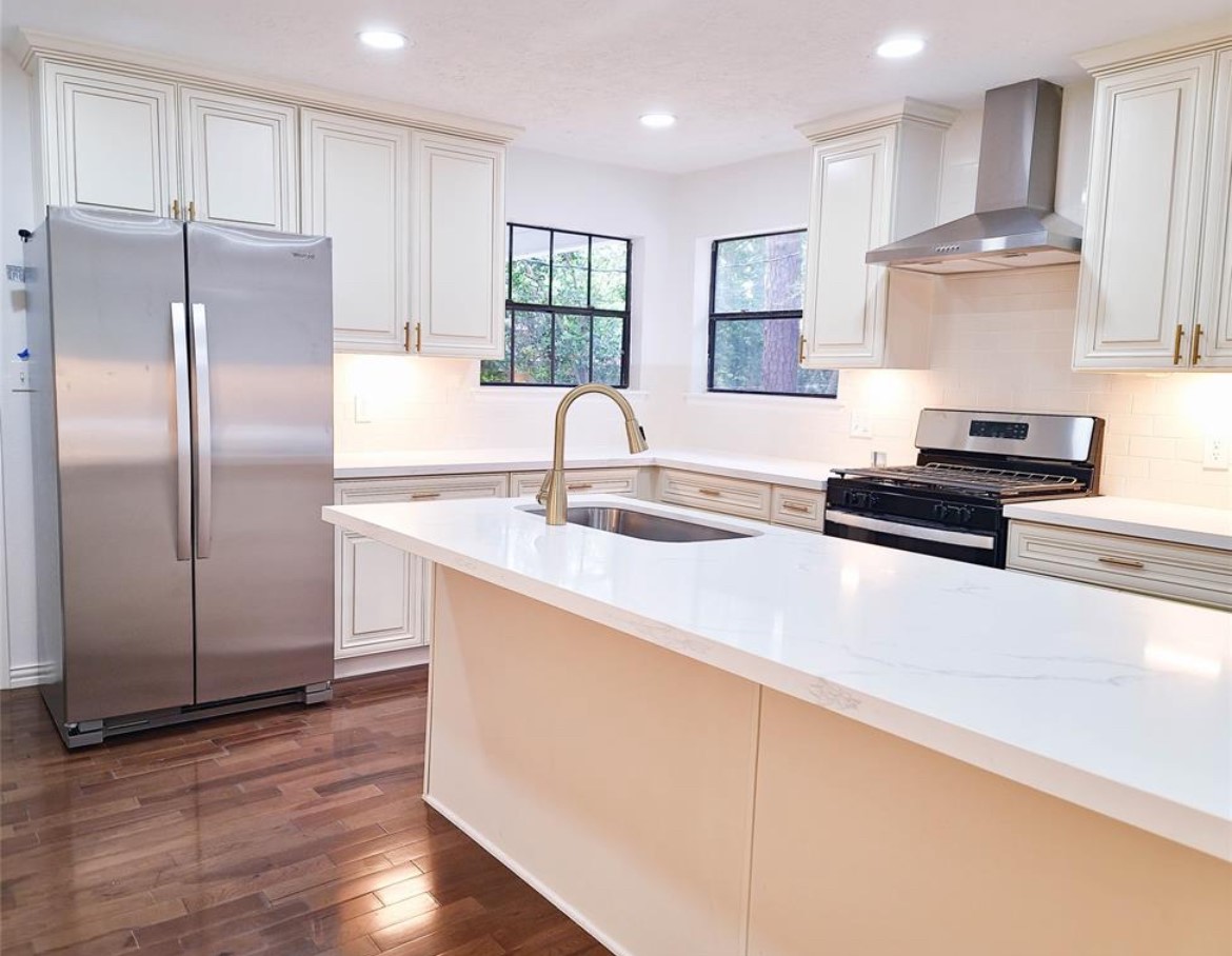 1710 Hill Top Lane, Kingwood, TX 77339
