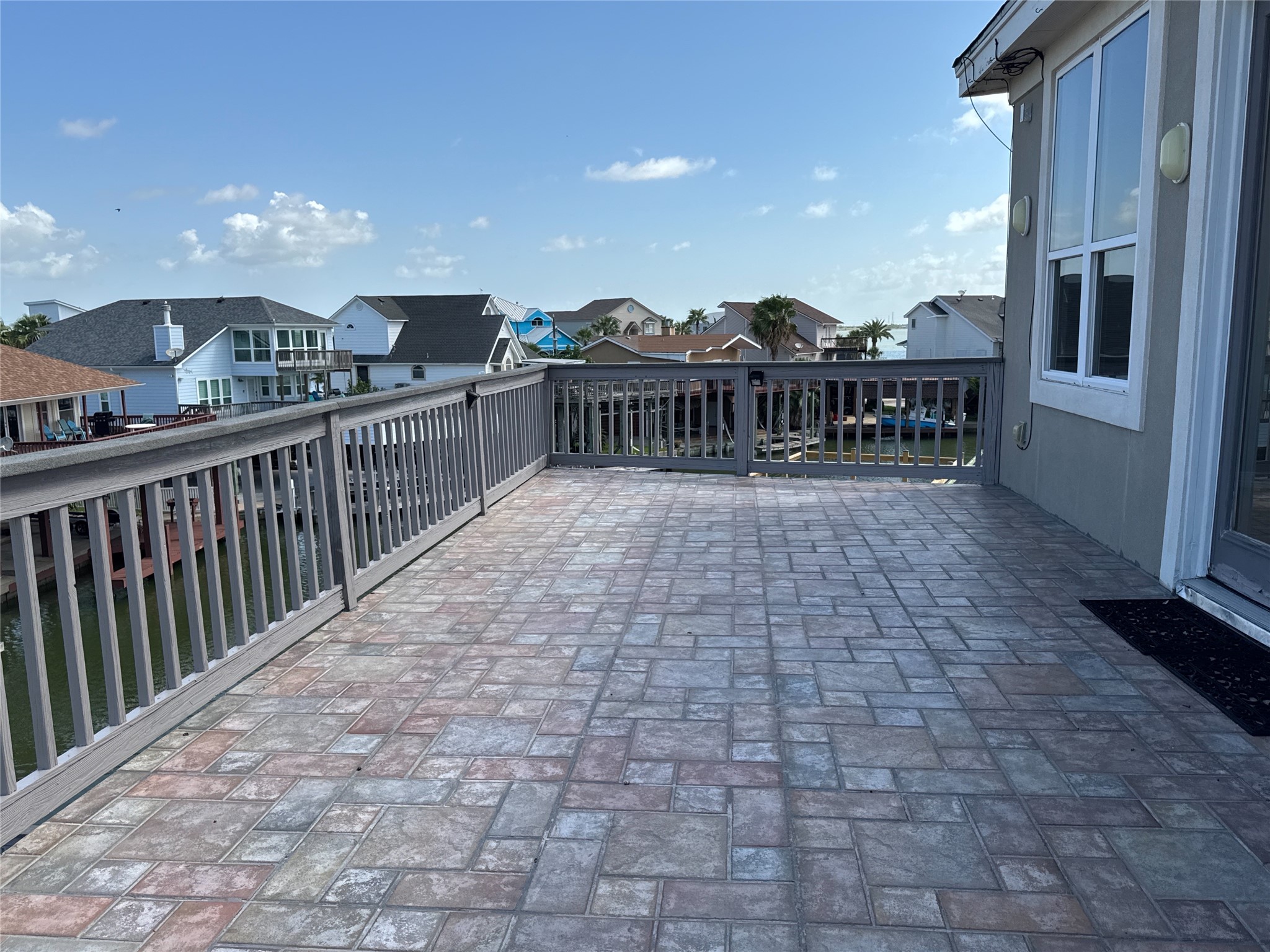 Second floor patio panaramic view