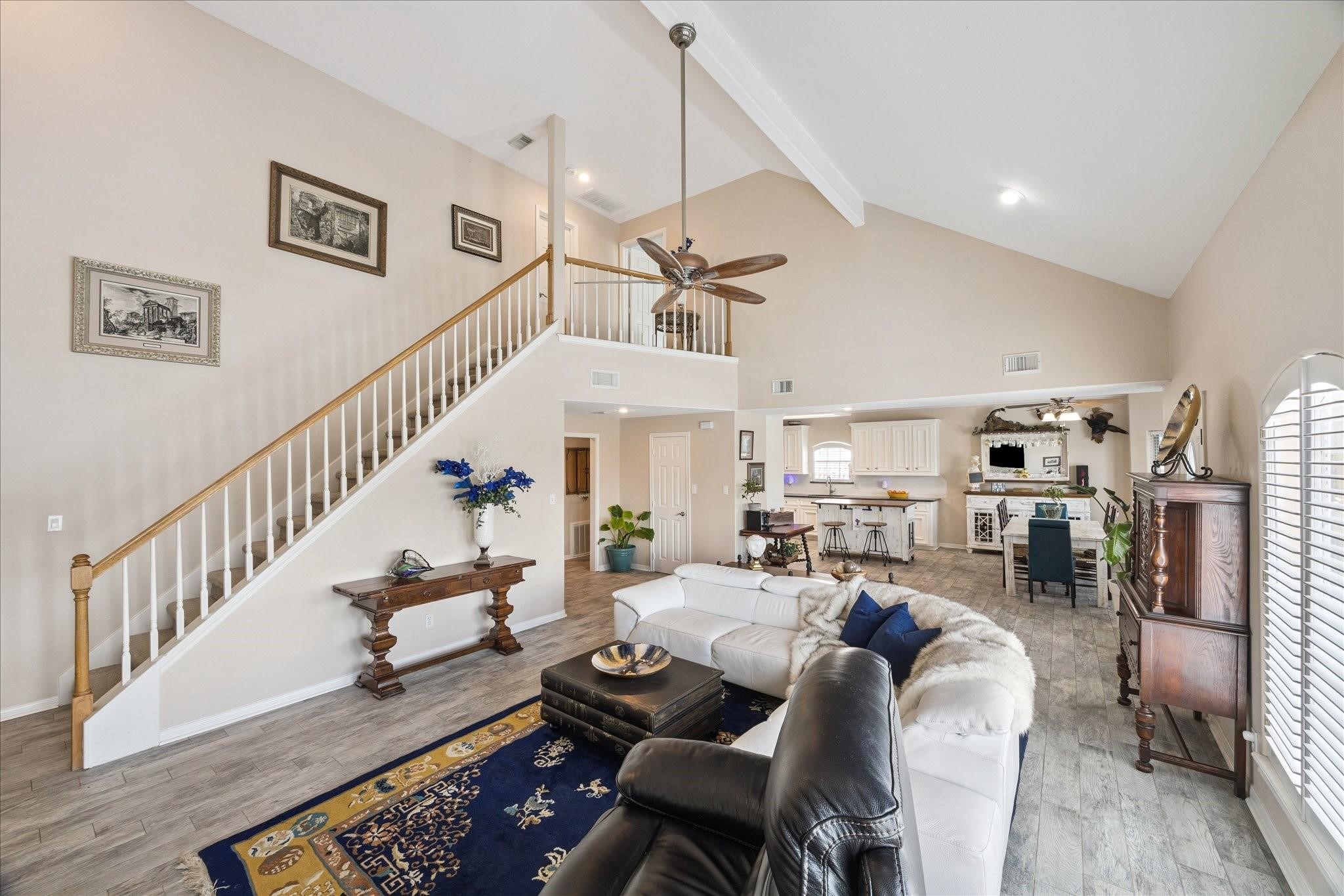 33 N Flamingo Street, La Marque, TX 77568 33 N Flamingo Street, La Marque, TX 77568