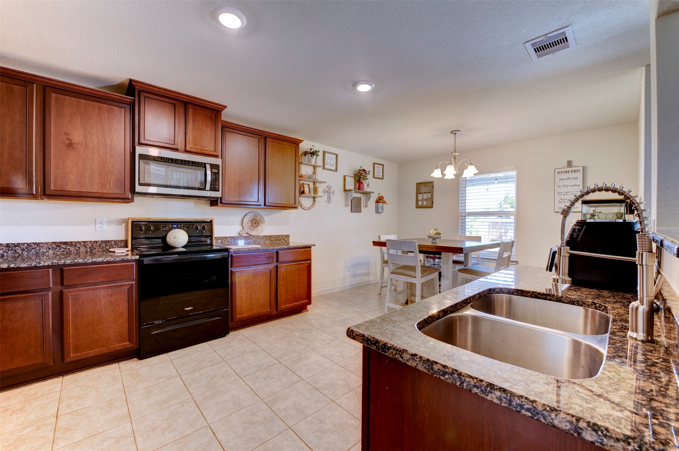 2306 Starboard Sail Drive, La Marque, TX 77568