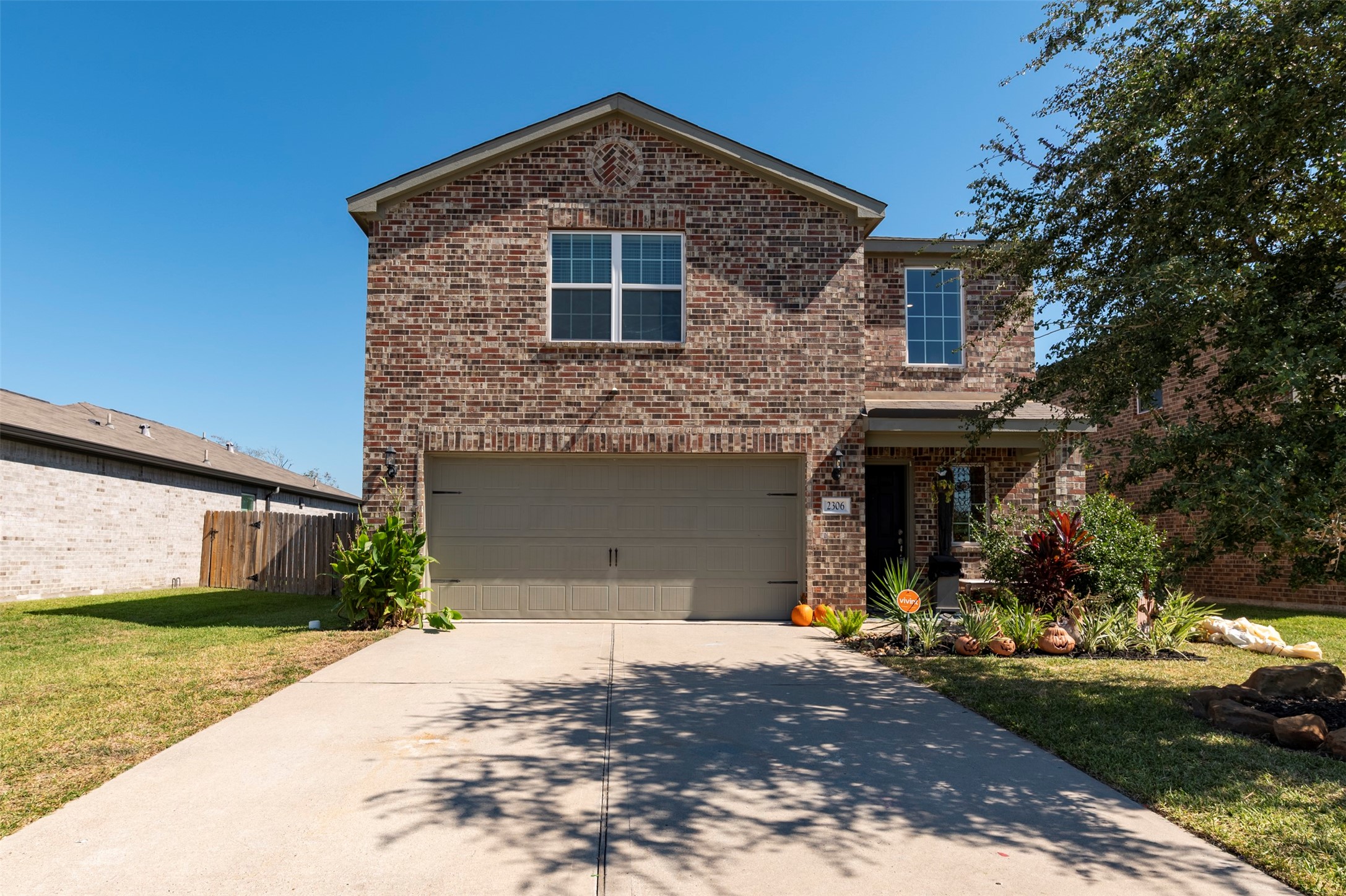 2306 Starboard Sail Drive, La Marque, TX 77568