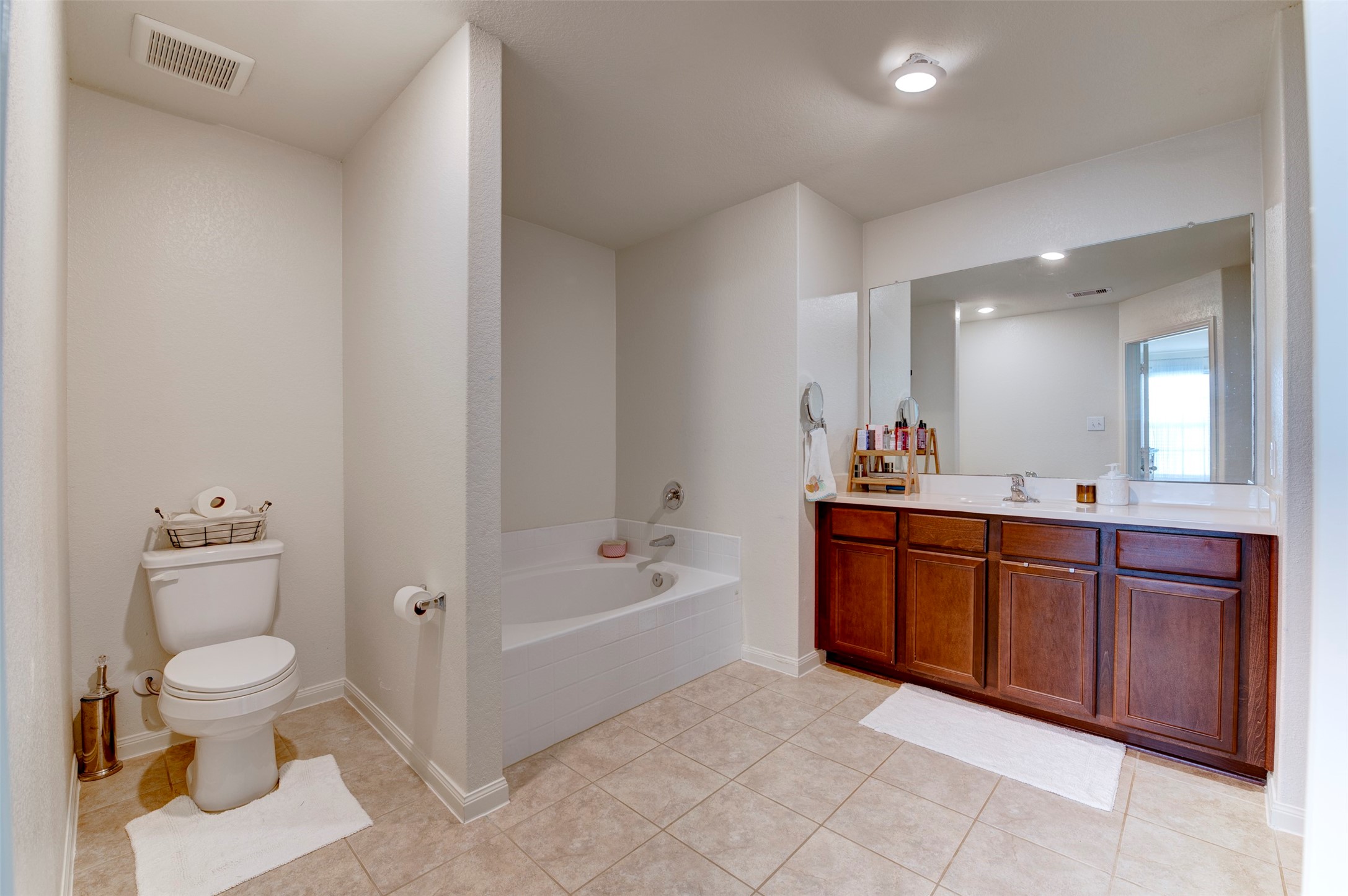 2306 Starboard Sail Drive, La Marque, TX 77568