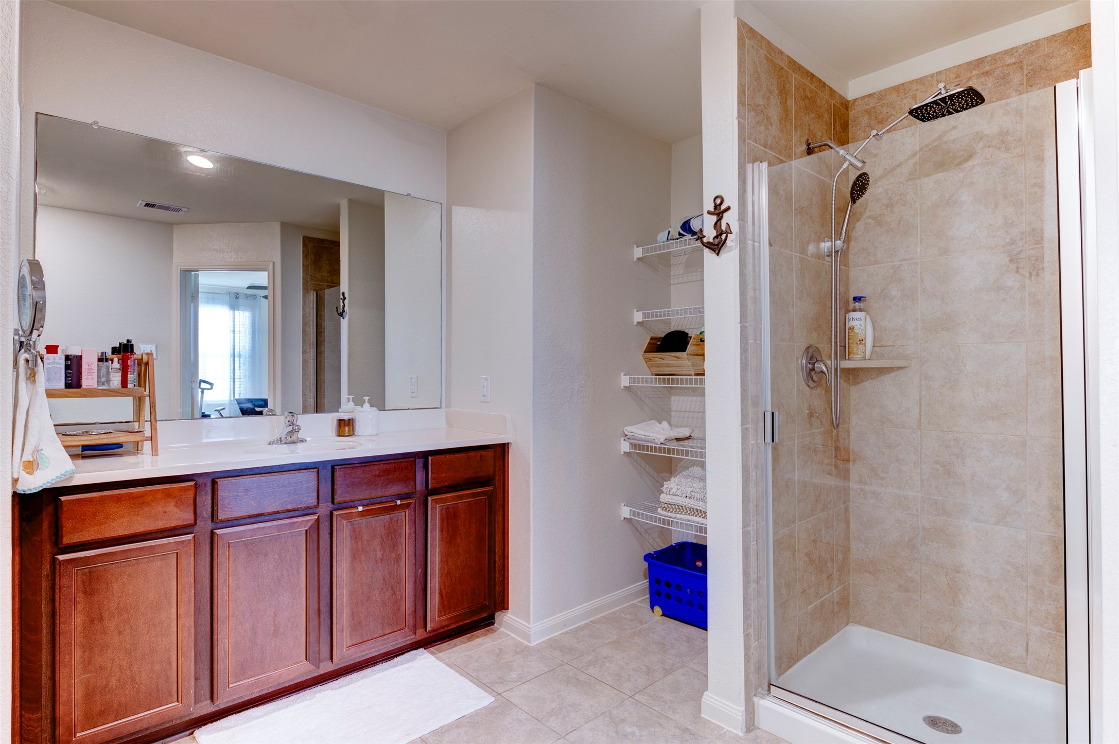 2306 Starboard Sail Drive, La Marque, TX 77568