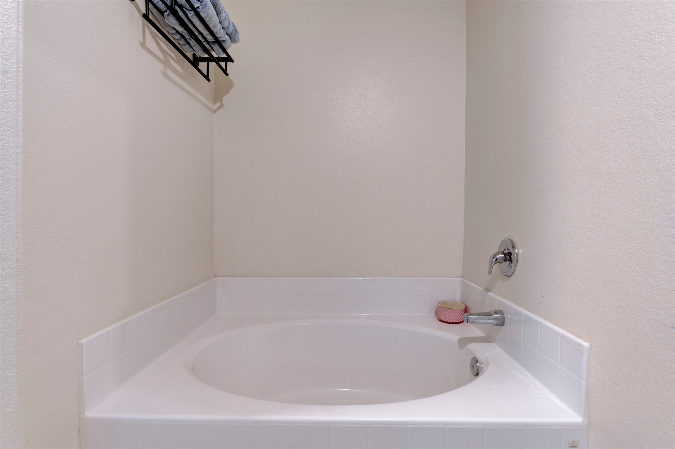 2306 Starboard Sail Drive, La Marque, TX 77568