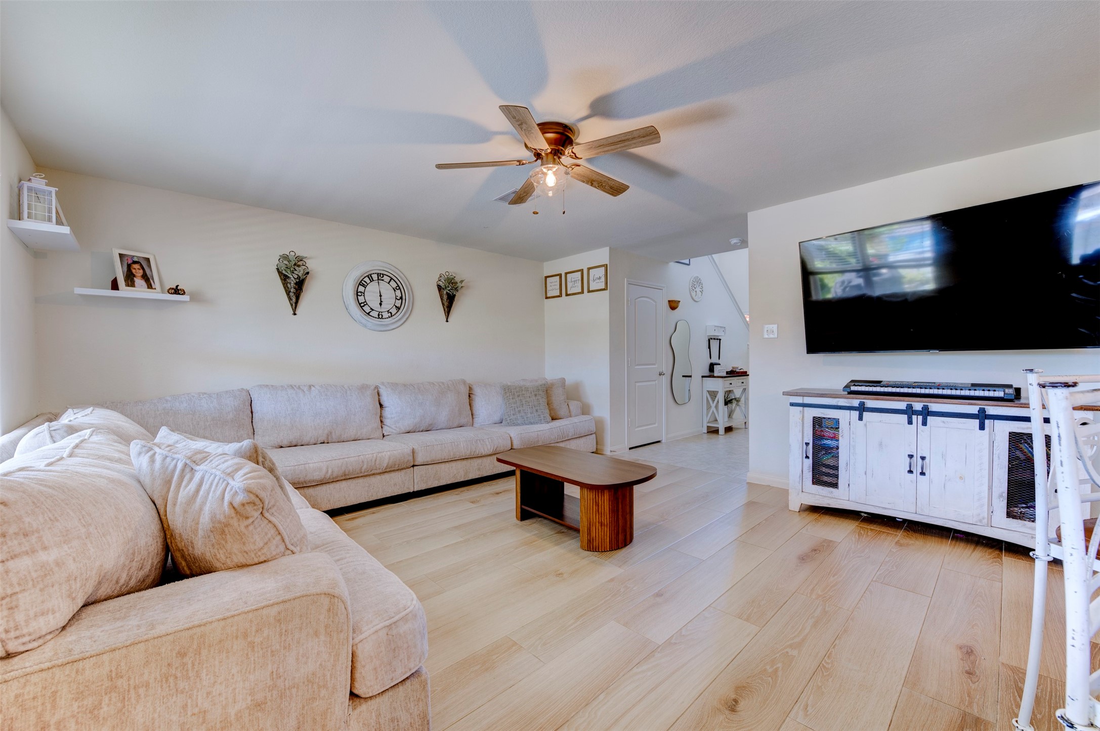 2306 Starboard Sail Drive, La Marque, TX 77568