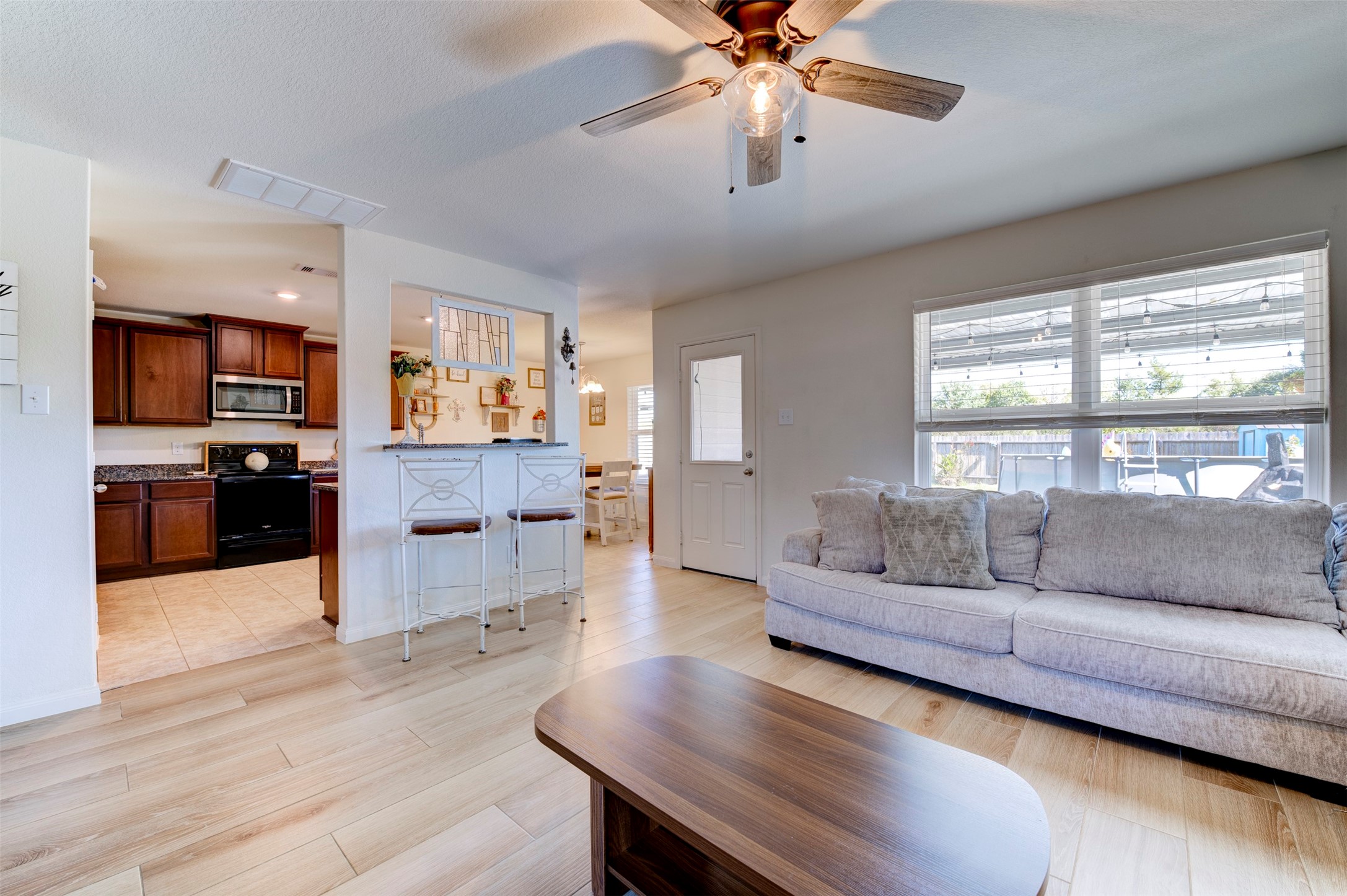 2306 Starboard Sail Drive, La Marque, TX 77568
