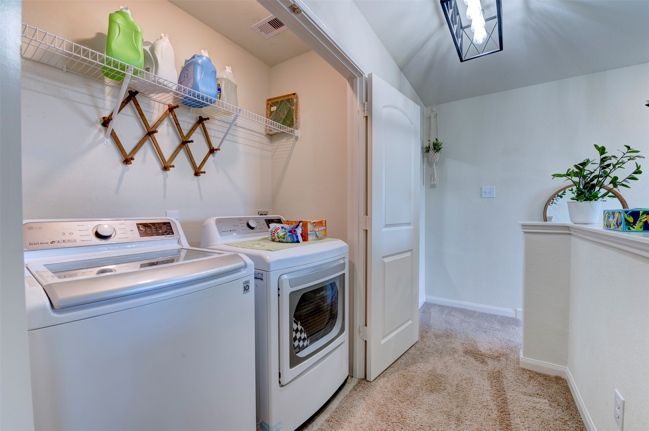 2306 Starboard Sail Drive, La Marque, TX 77568