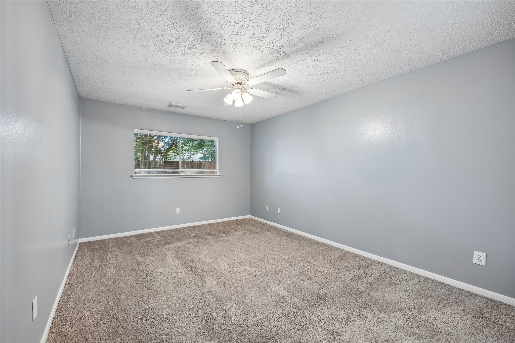 4618 Kimball Drive, Pearland, TX 77584