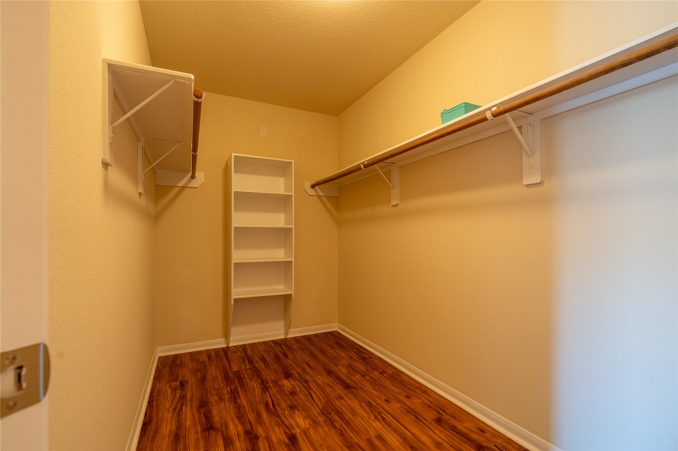 Walk-in closet
