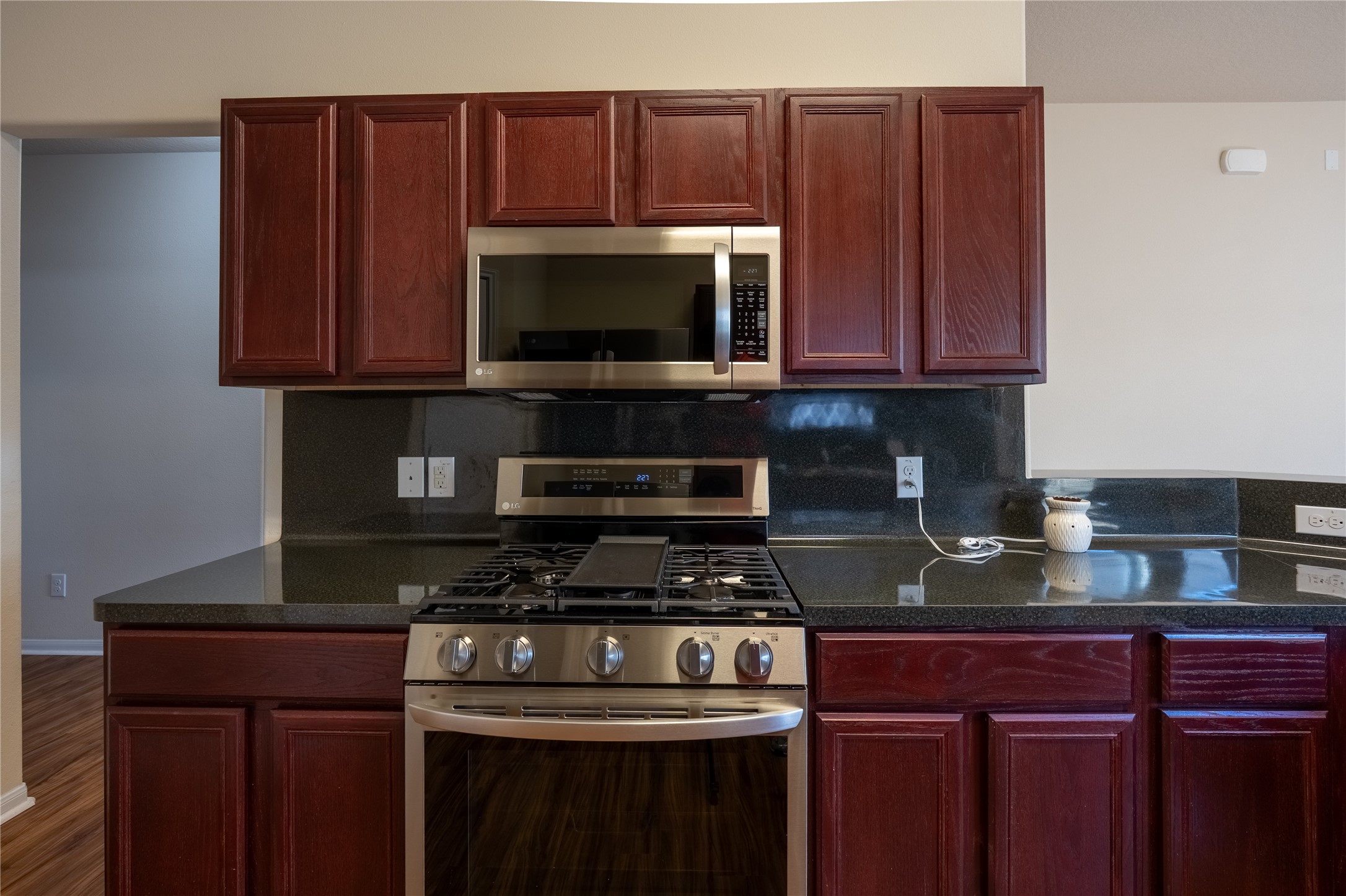 Kitchen, gas range