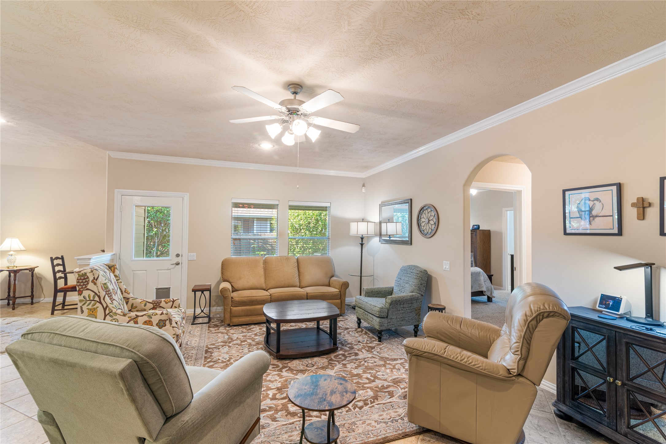 11 Abercrombie Place, Conroe, TX 77384