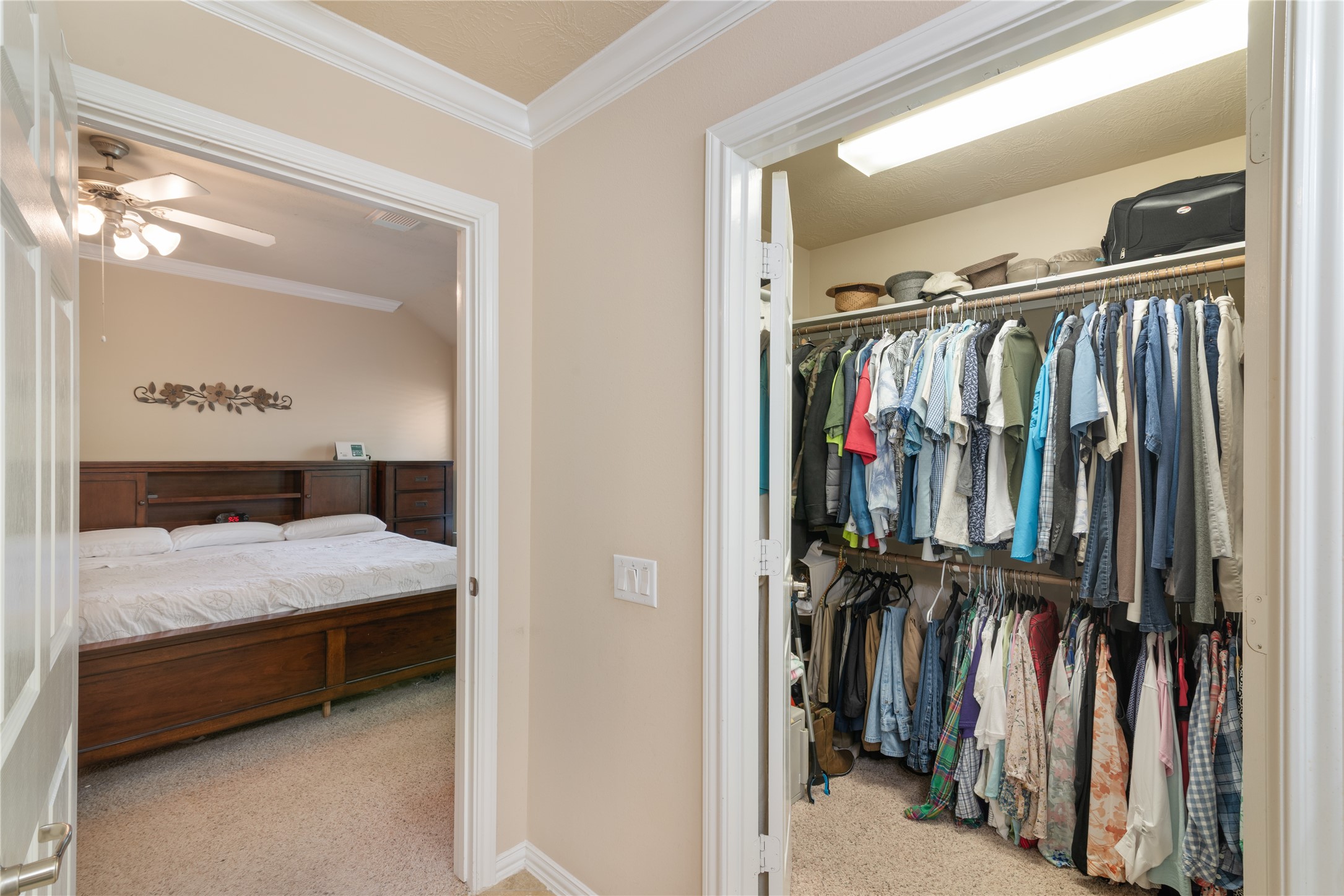 11 Abercrombie Place, Conroe, TX 77384