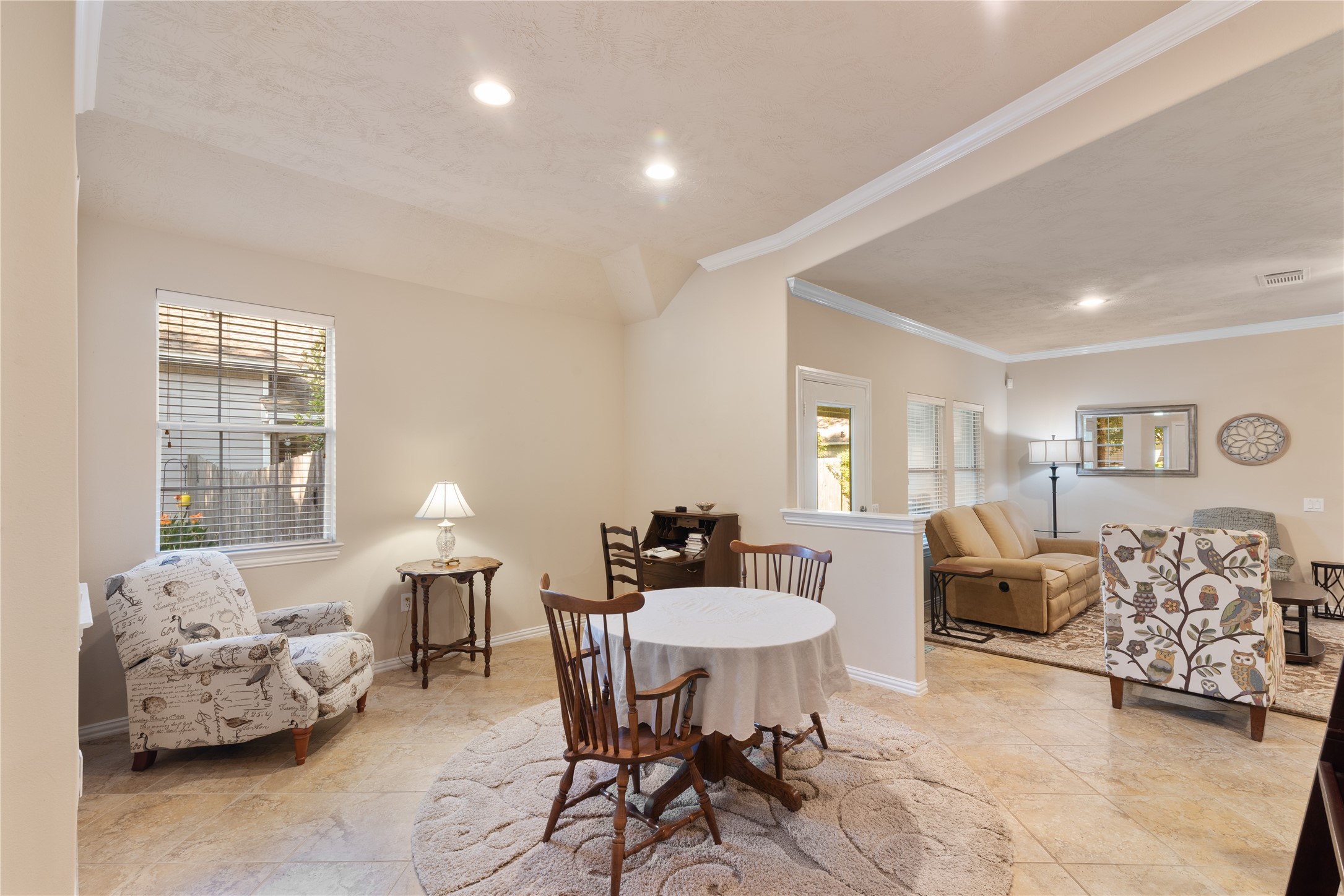 11 Abercrombie Place, Conroe, TX 77384