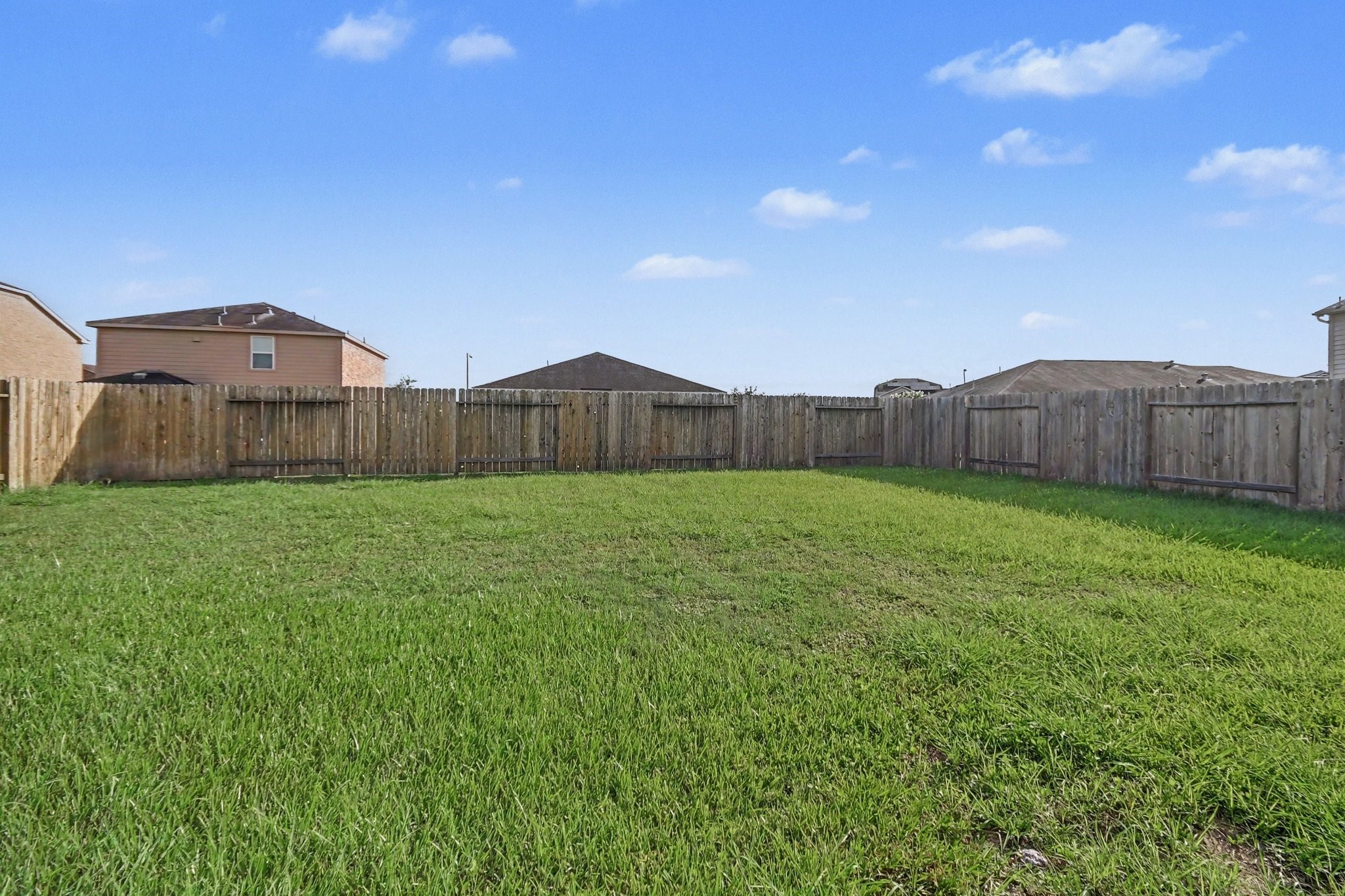12129 Trawler Pl Place, Texas City, TX 77568